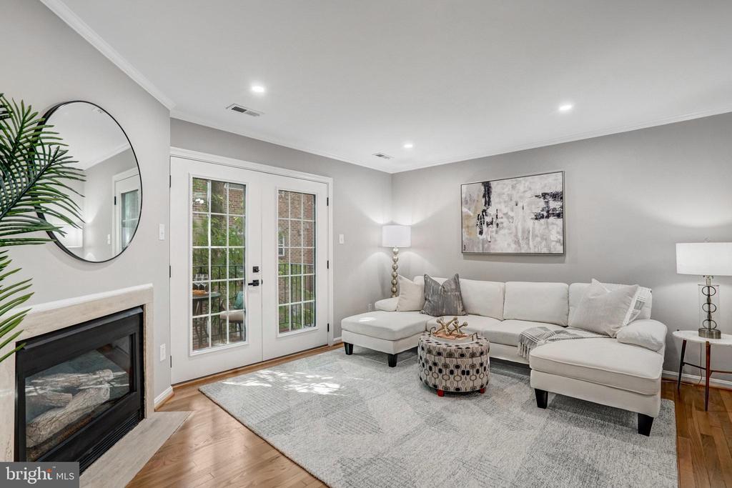 1804-D 9th St S