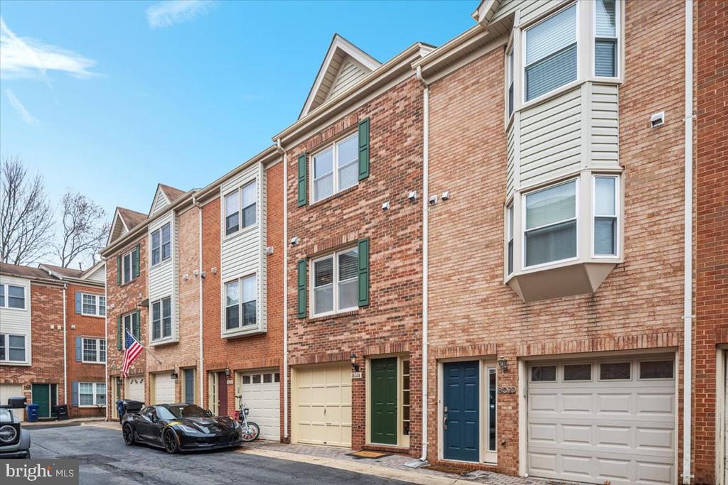 1802 9TH STREET E S