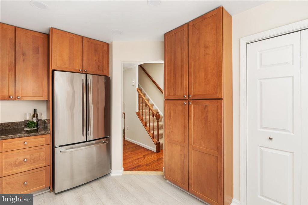 1802 9TH STREET E S