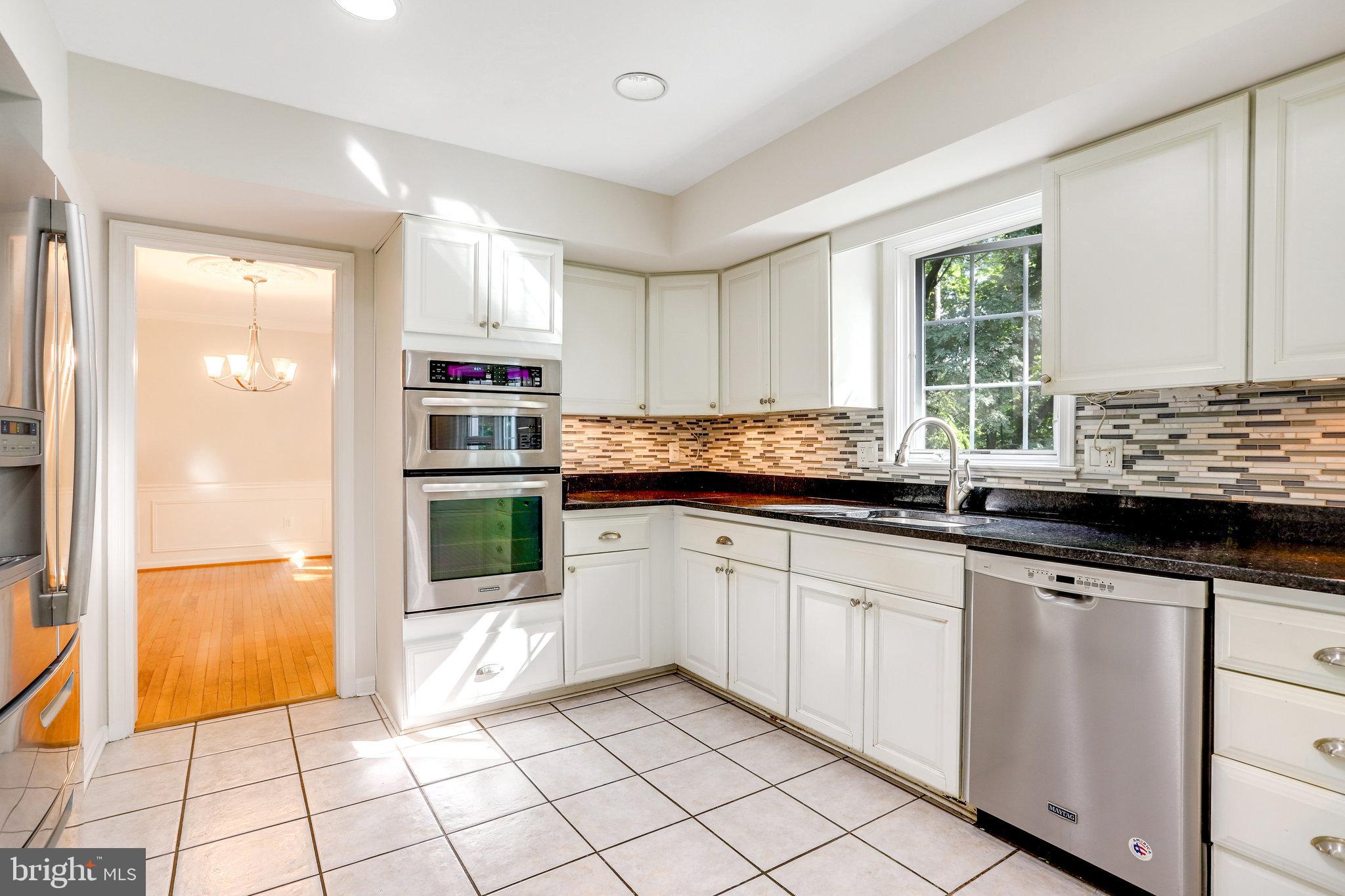7610 Timberly COURT