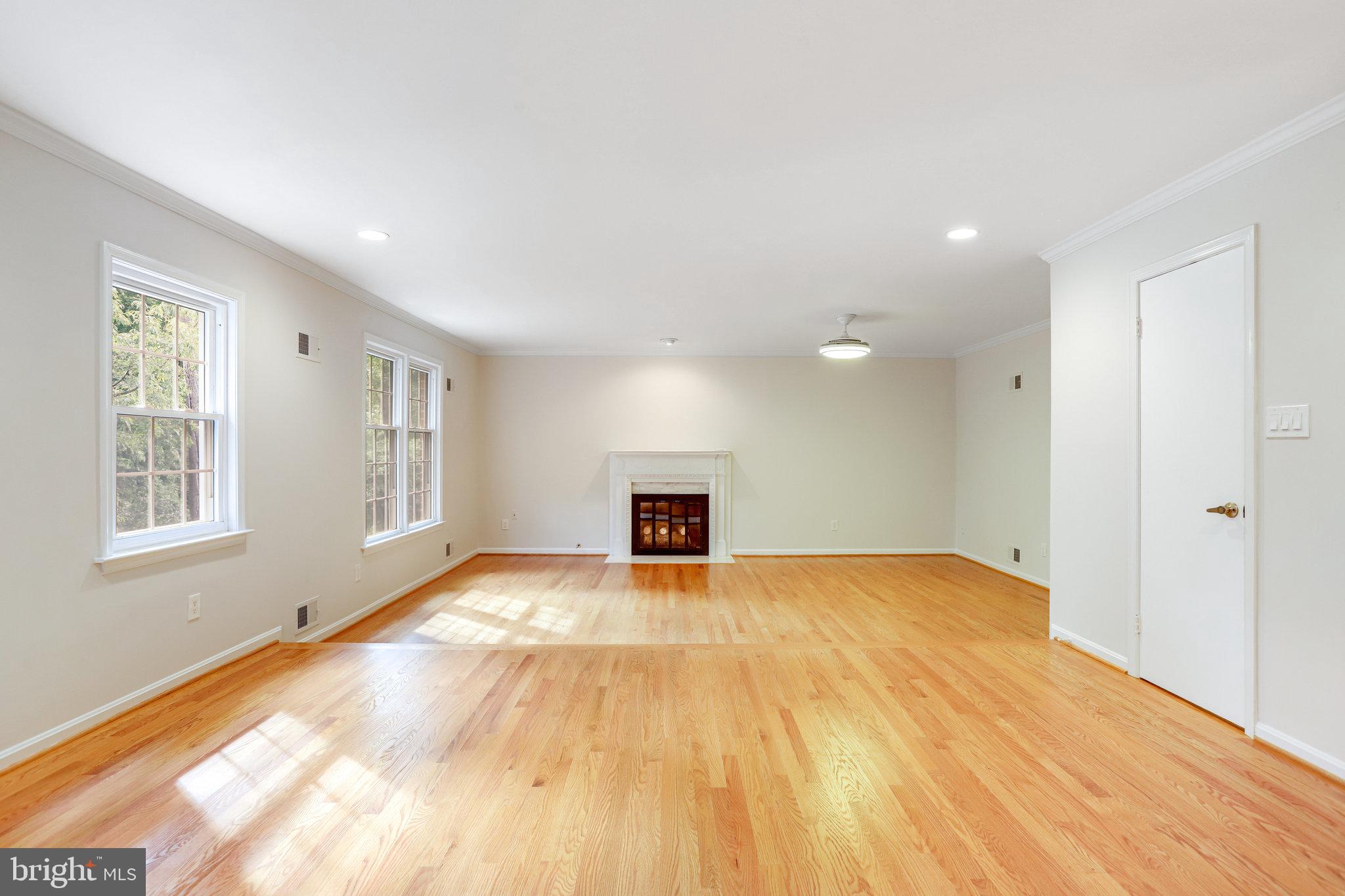 7610 Timberly COURT