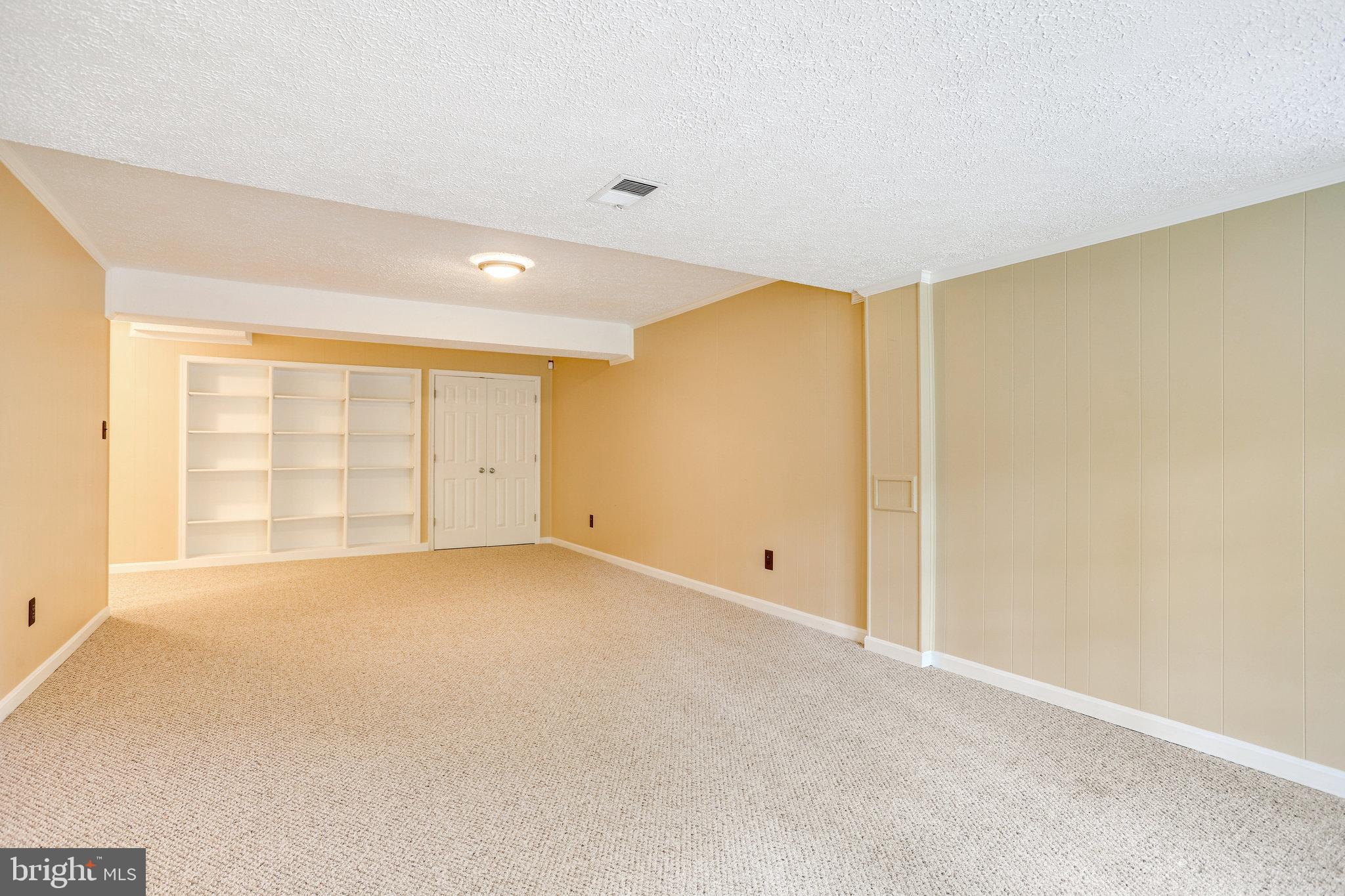 7610 Timberly COURT
