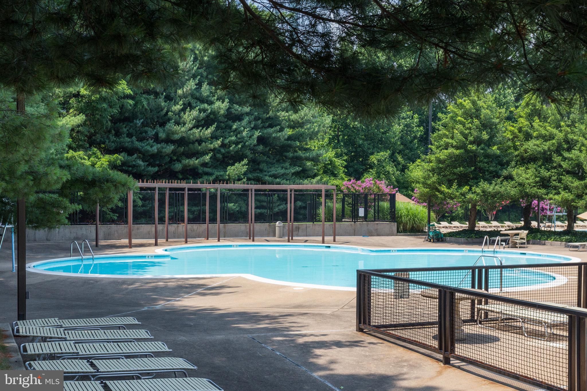 1800 Old Meadow ROAD Unit: 1720