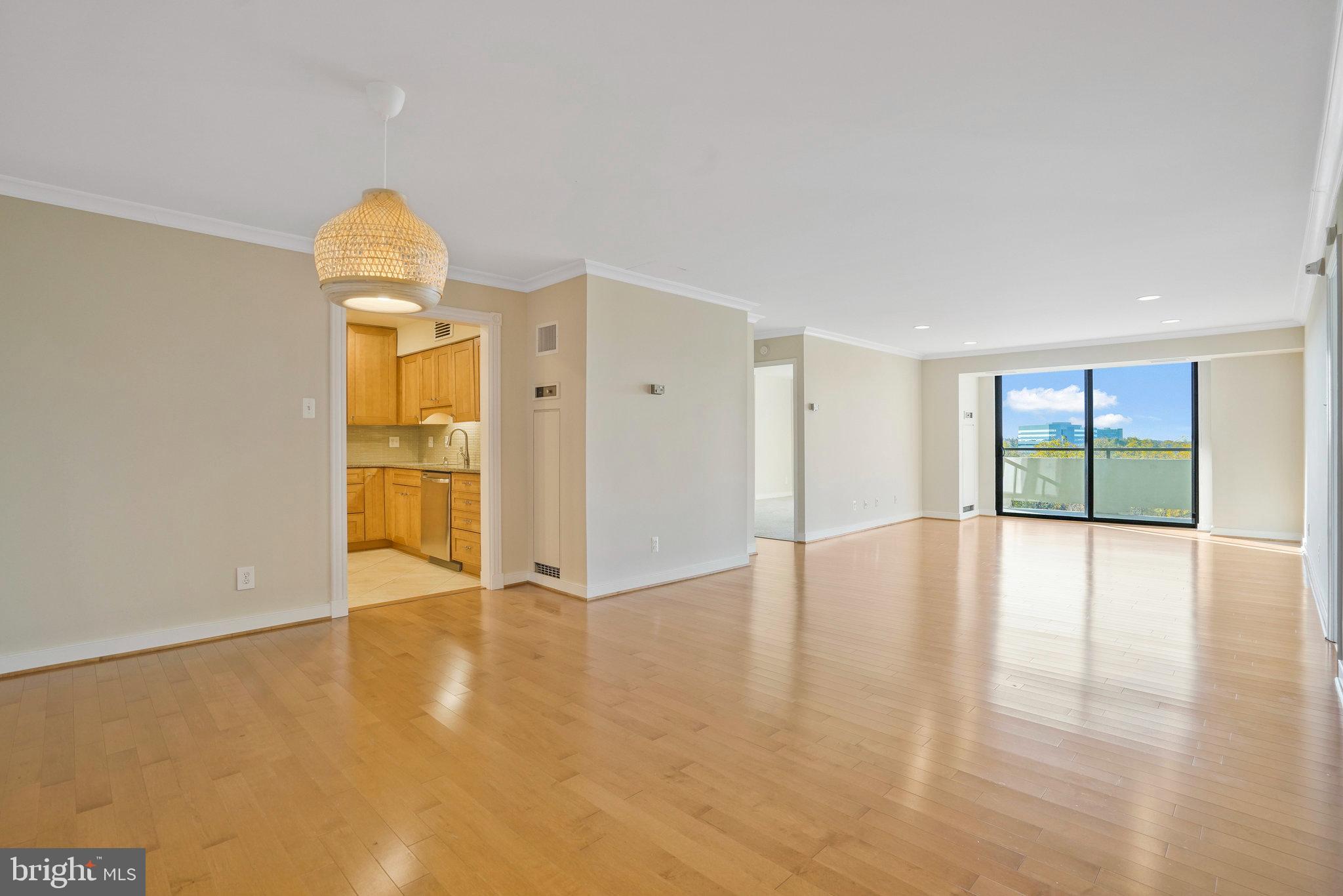 1800 Old Meadow ROAD Unit: 1720