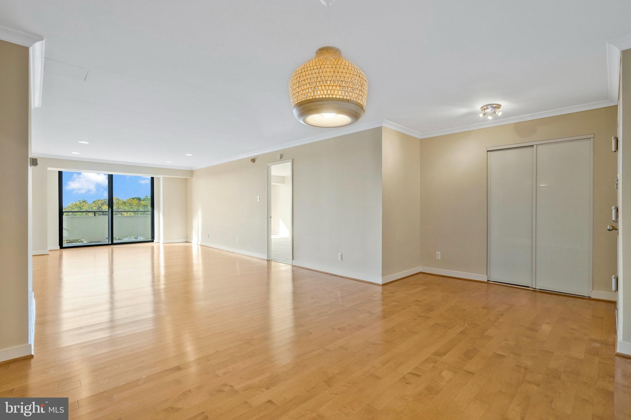 1800 Old Meadow ROAD Unit: 1720