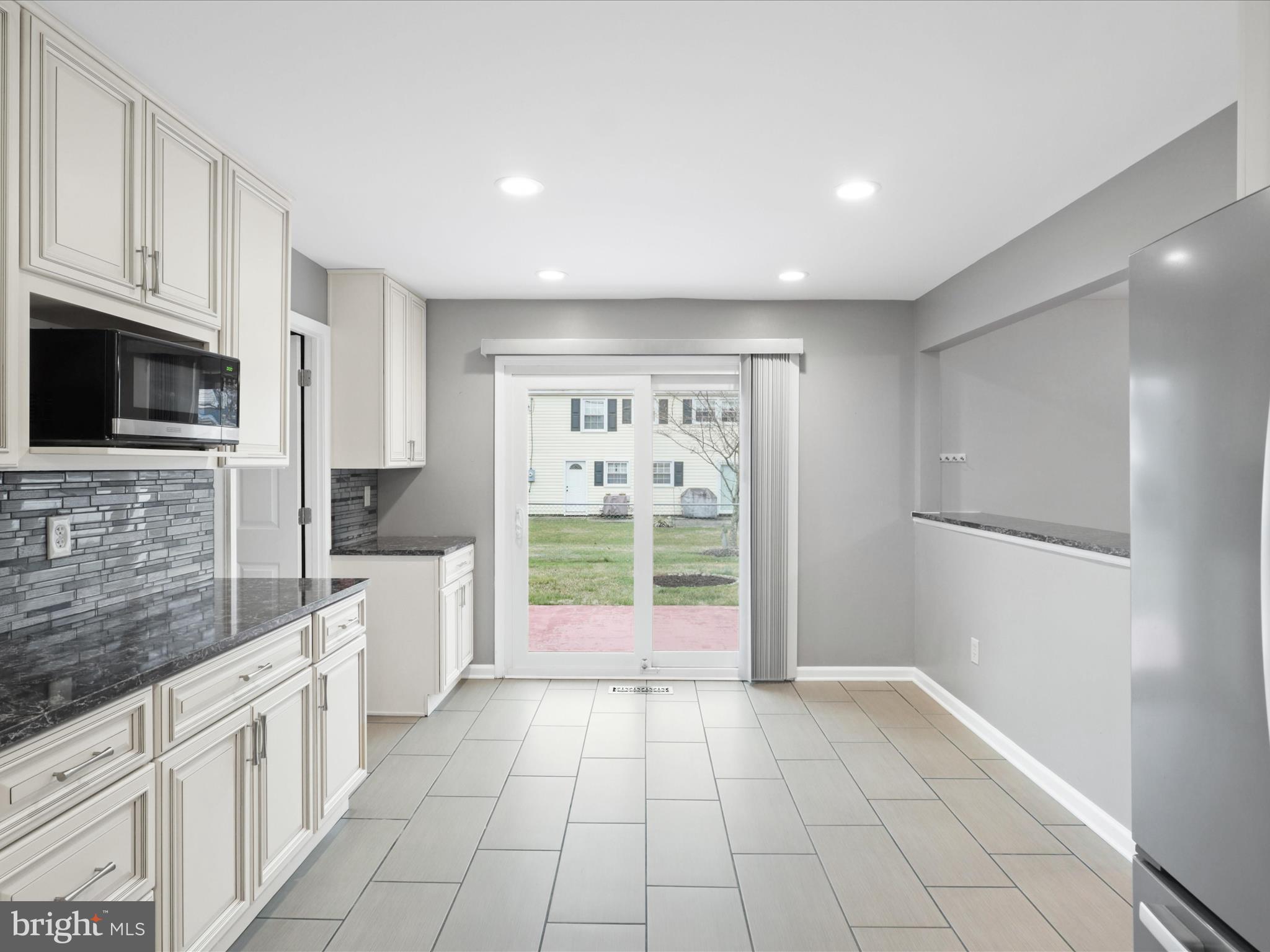 13013 Parson Ln
