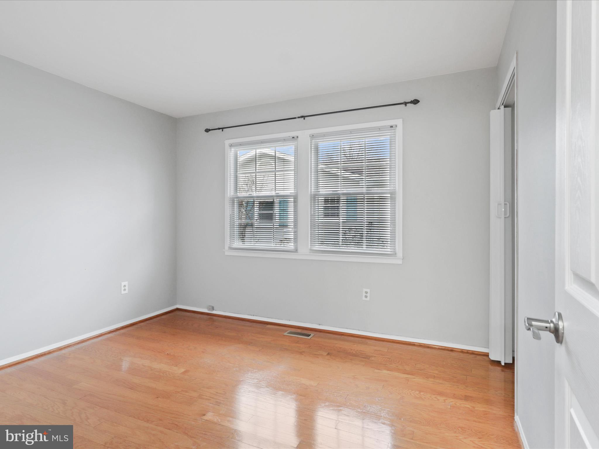 13013 Parson Ln