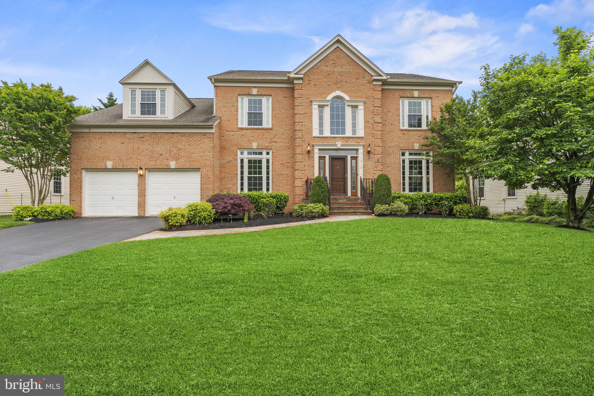 1915 Kentsdale Ln