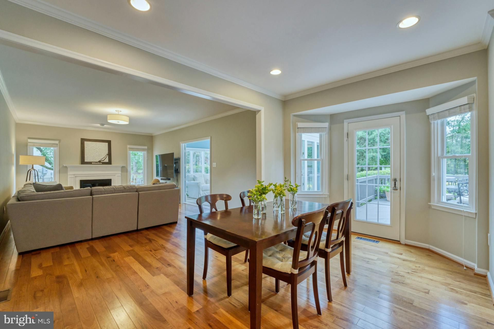 12933 Oak Lawn Pl