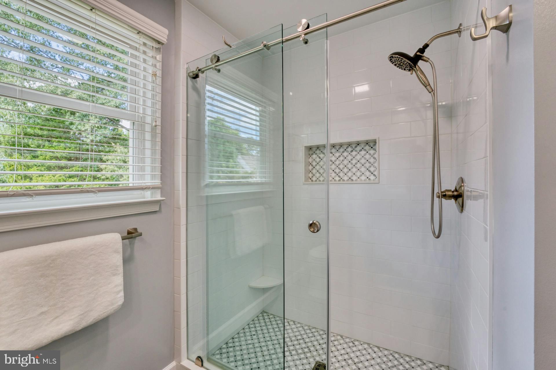 12933 Oak Lawn Pl