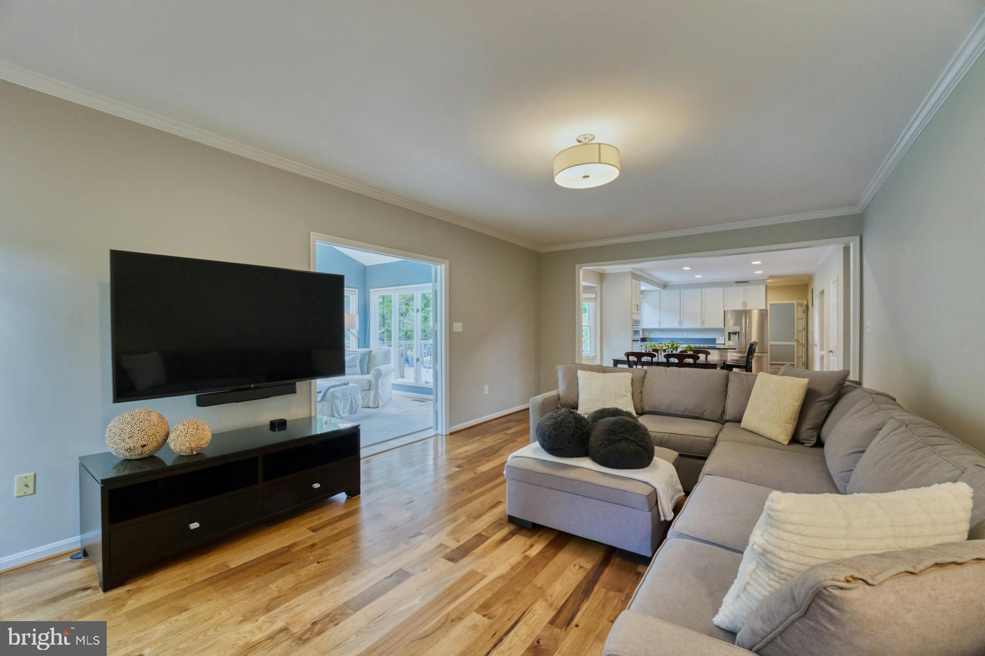 12933 Oak Lawn Pl