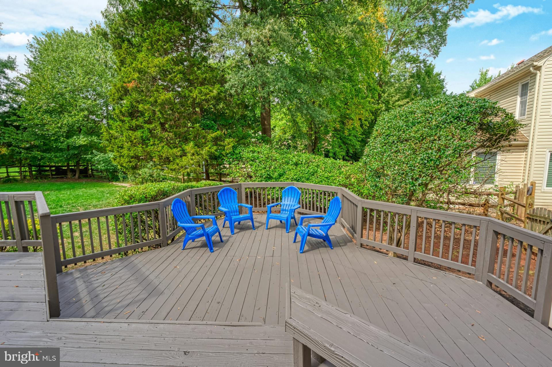 12933 Oak Lawn Pl