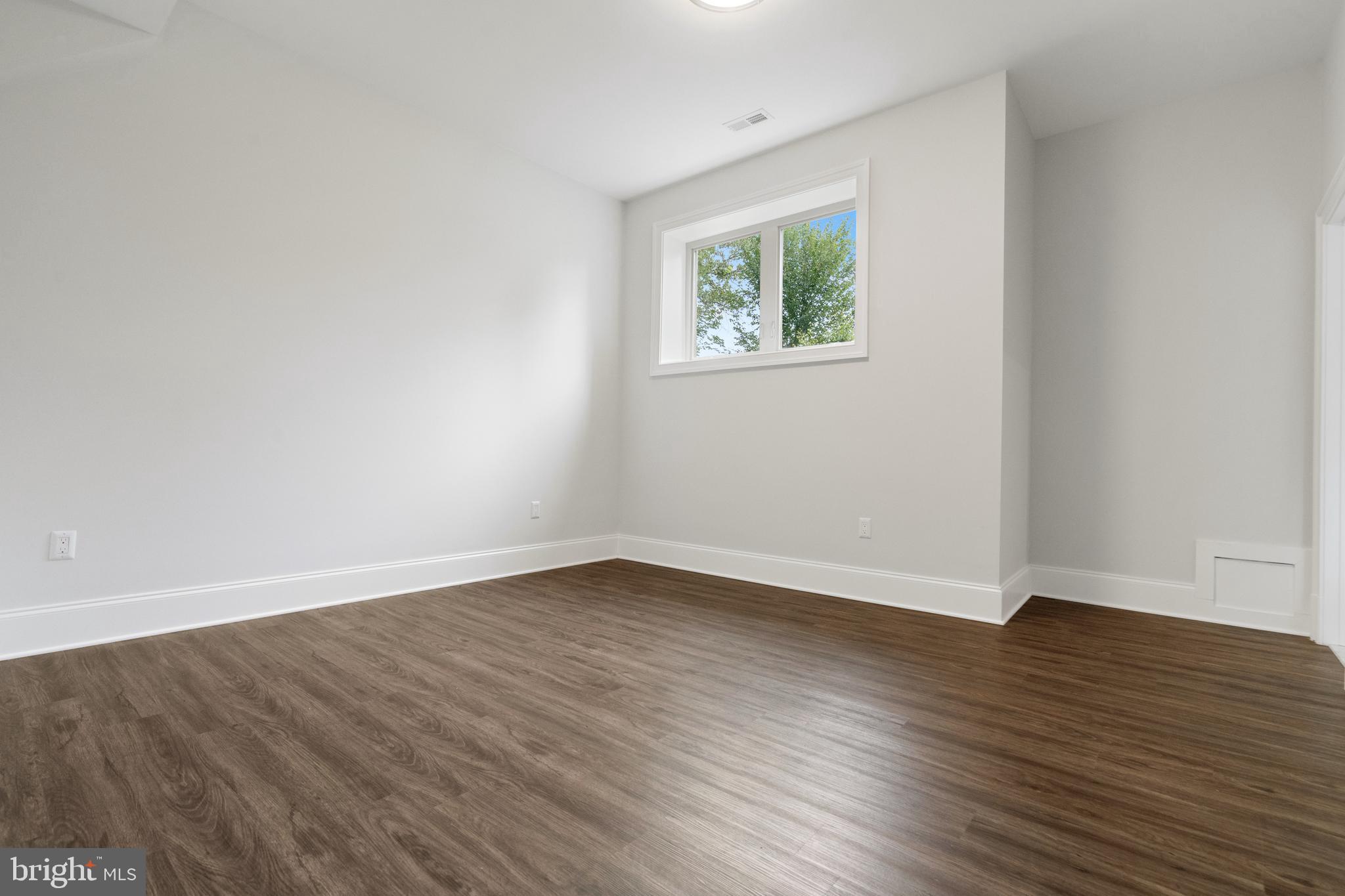 9915 Mill Run Dr