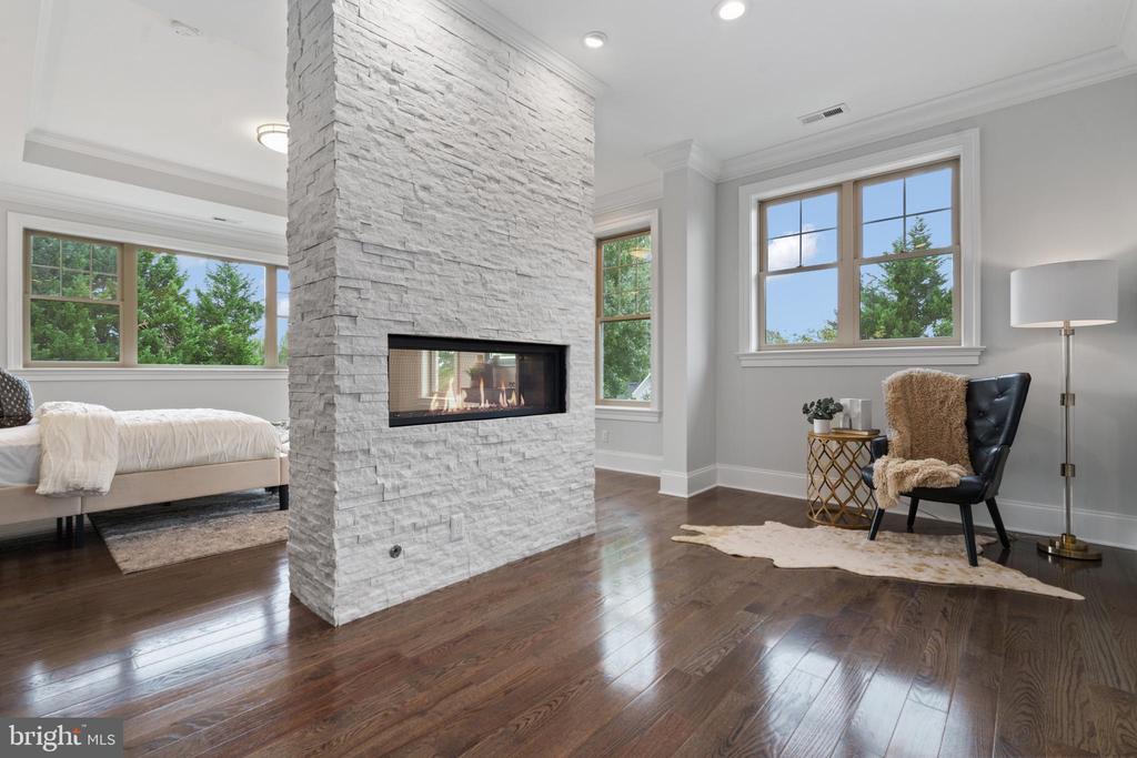 9915 Mill Run Dr