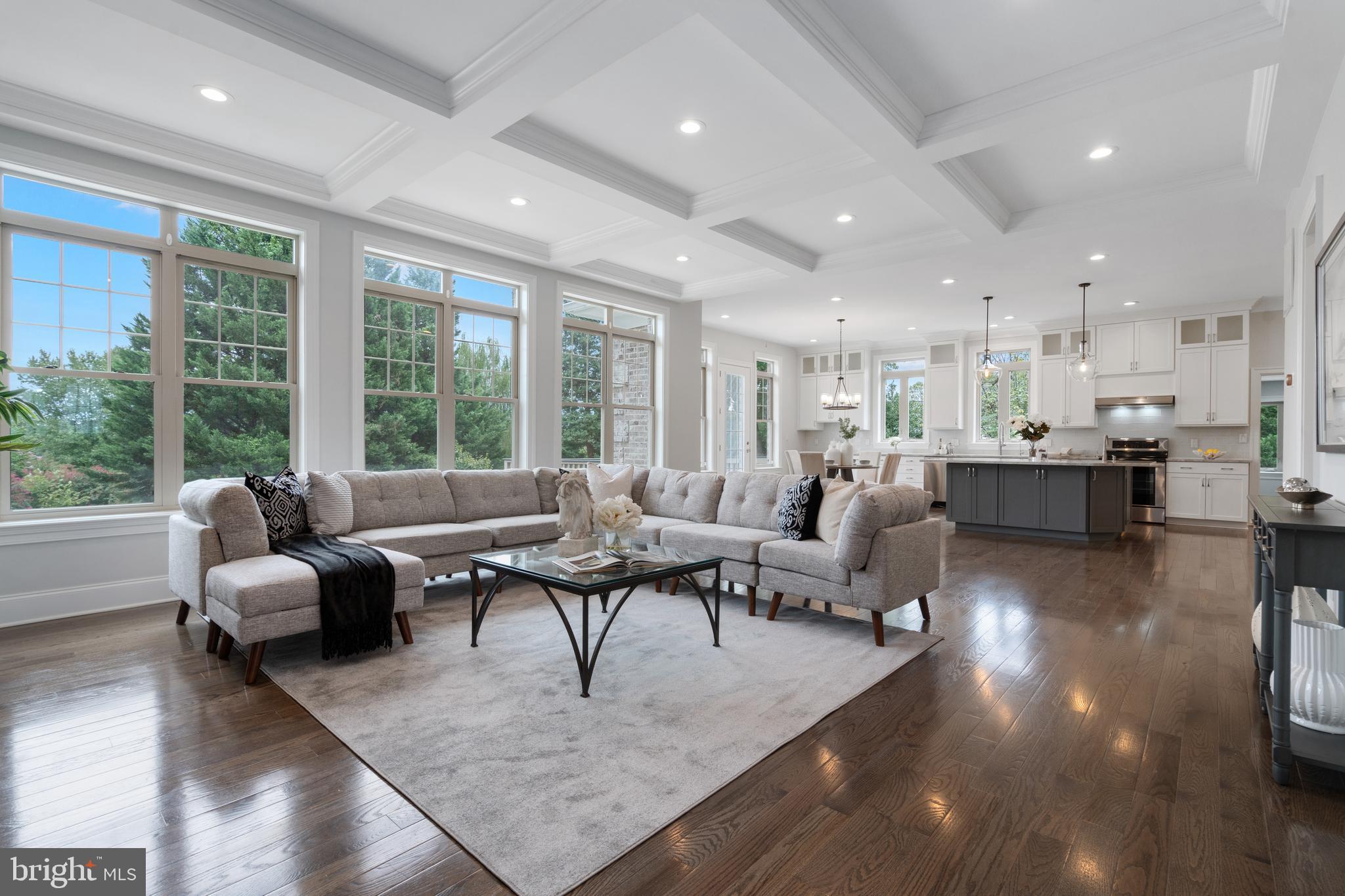 9915 Mill Run Dr