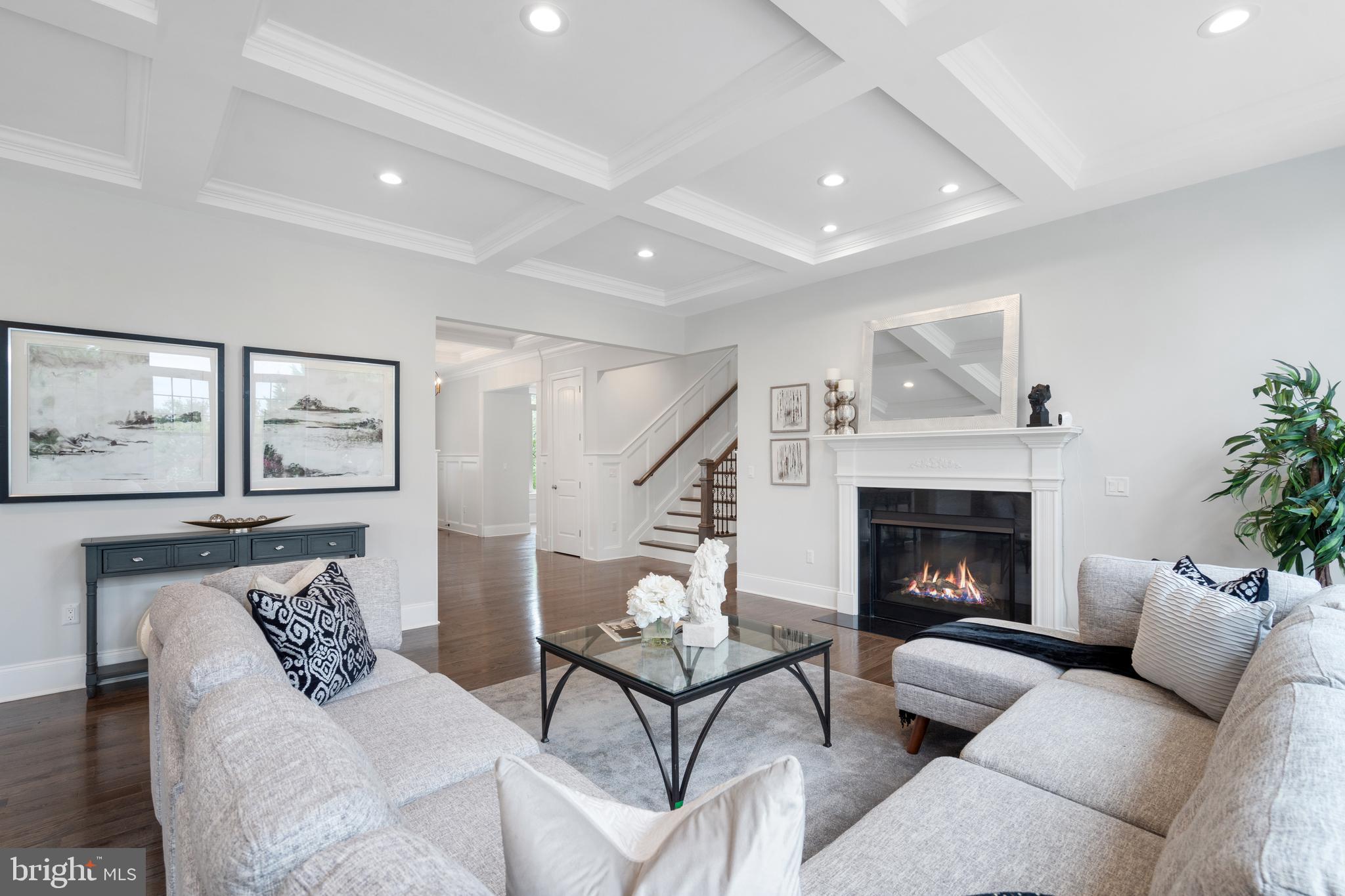 9915 Mill Run Dr