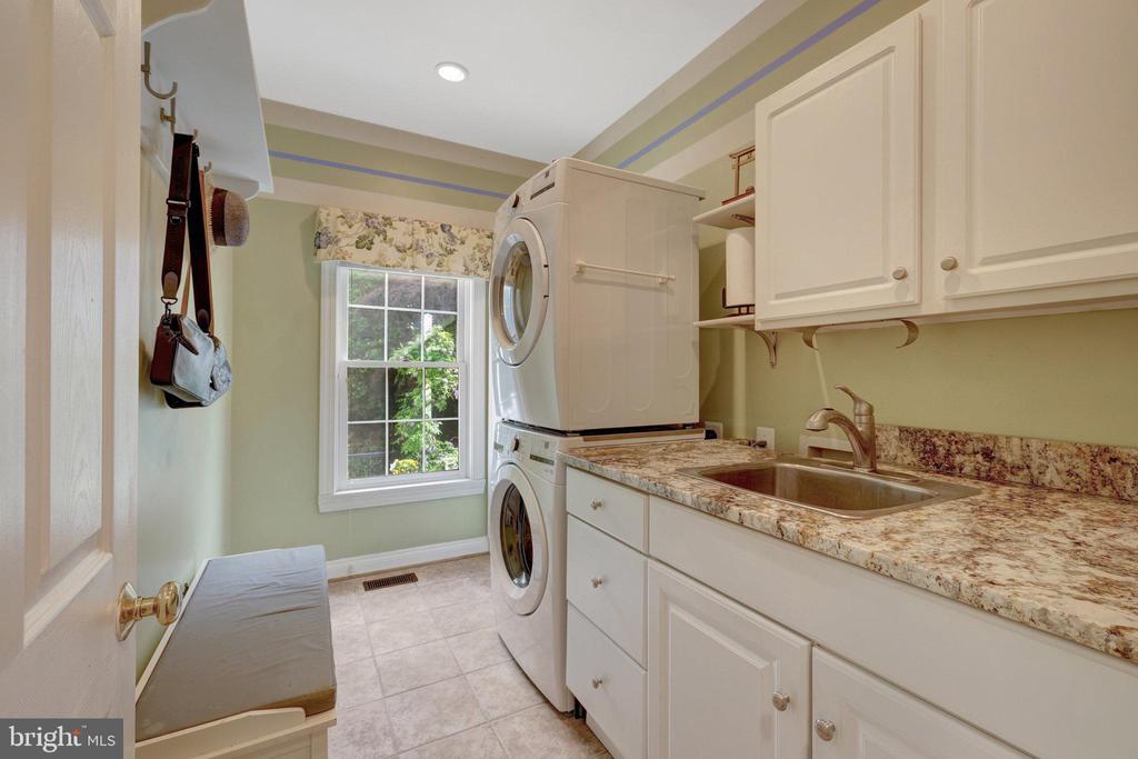 12413 ENGLISH GARDEN COURT