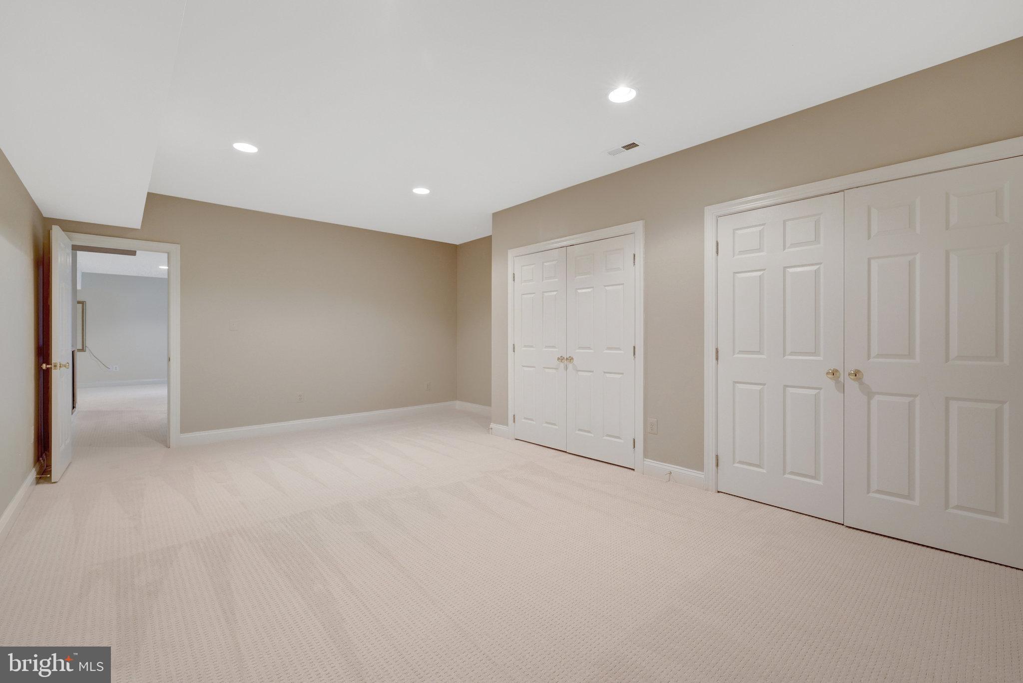 12413 ENGLISH GARDEN COURT