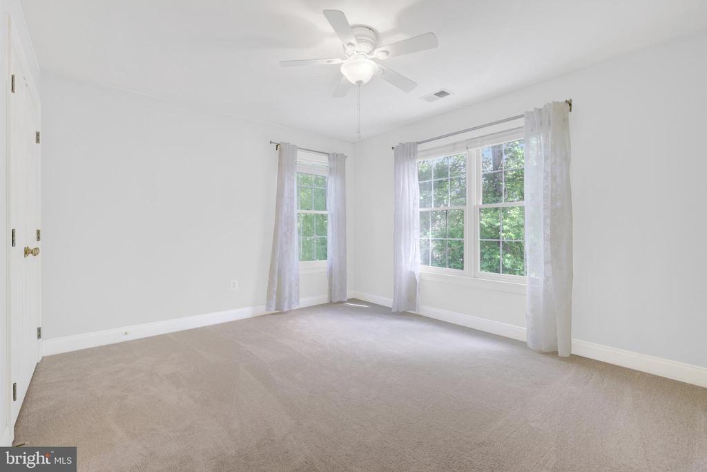 12413 ENGLISH GARDEN COURT