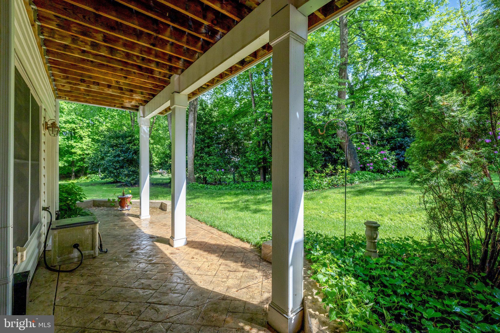 12413 ENGLISH GARDEN COURT