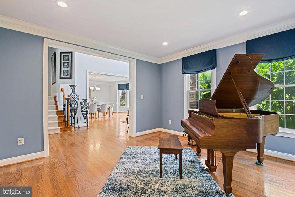12413 ENGLISH GARDEN COURT