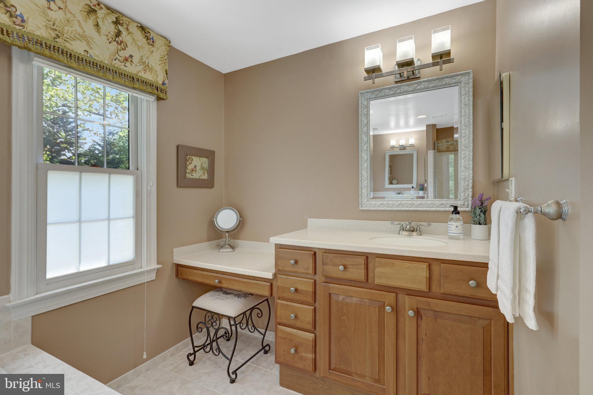 12413 ENGLISH GARDEN COURT