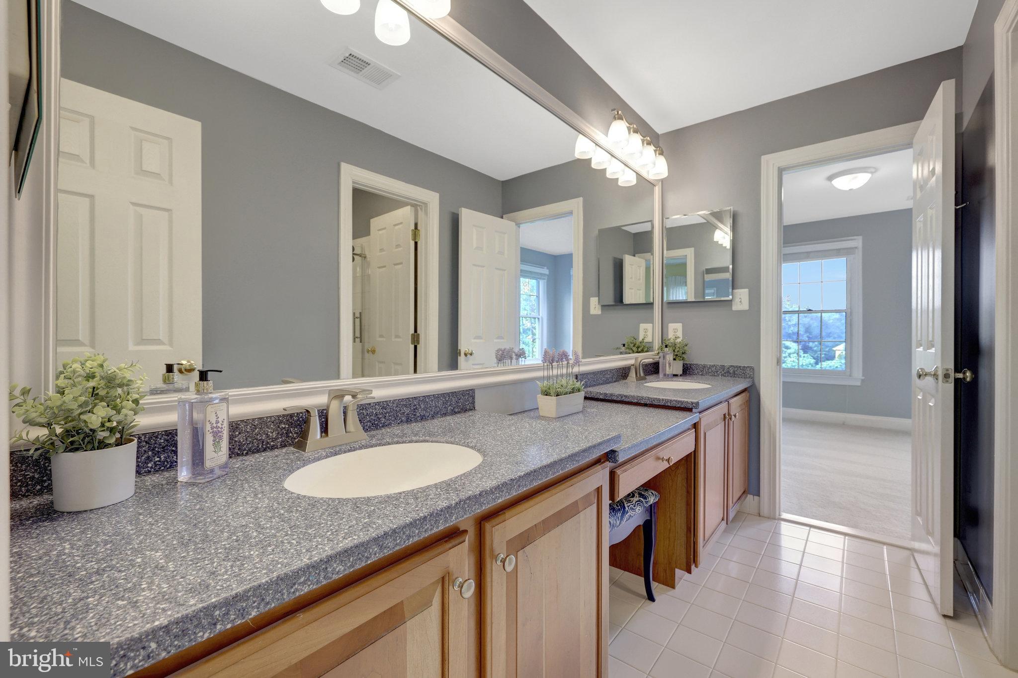 12413 ENGLISH GARDEN COURT