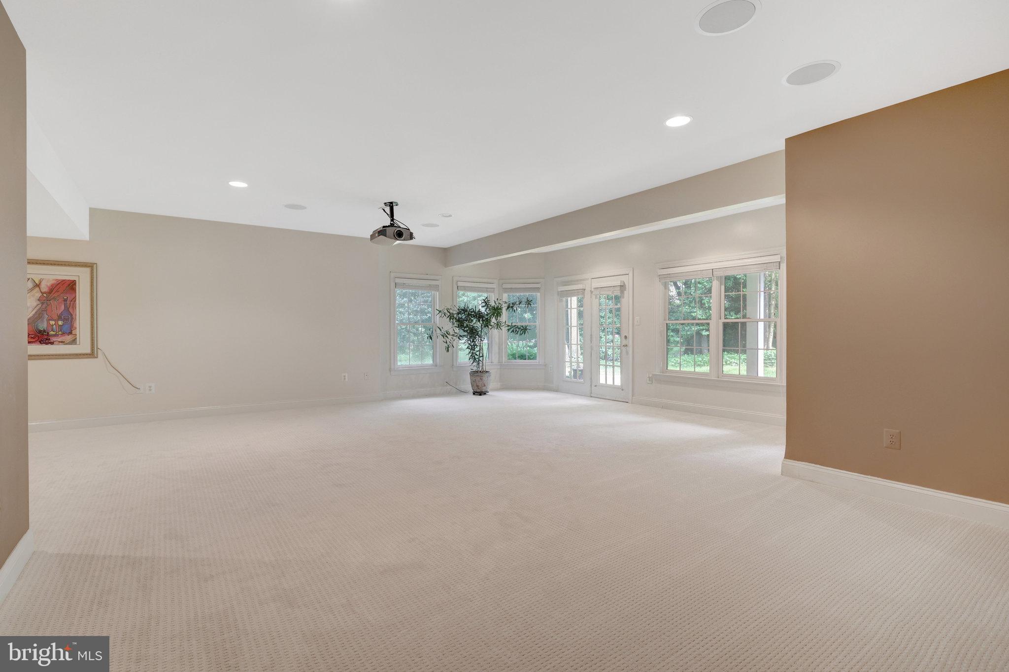 12413 ENGLISH GARDEN COURT