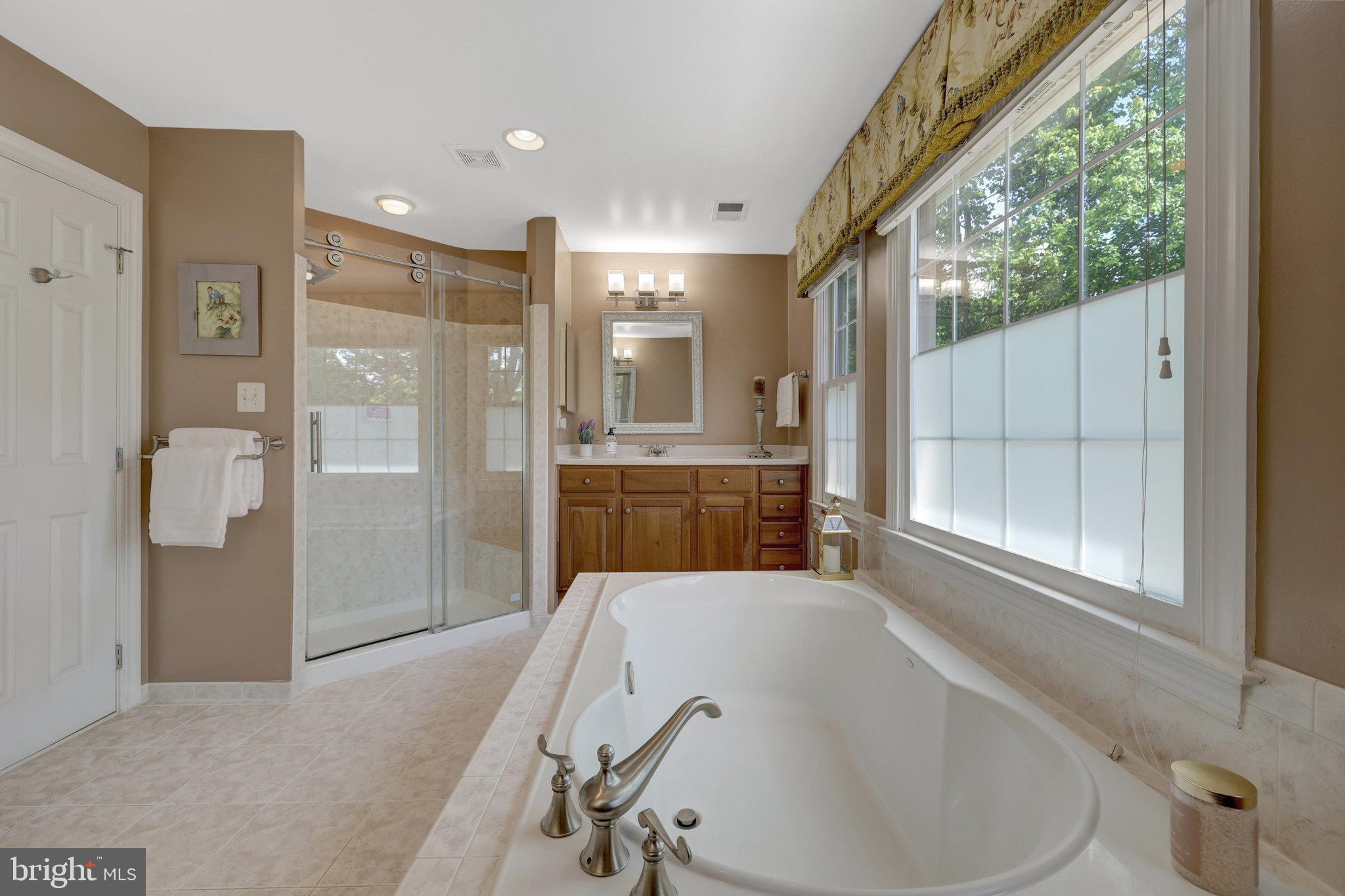 12413 ENGLISH GARDEN COURT