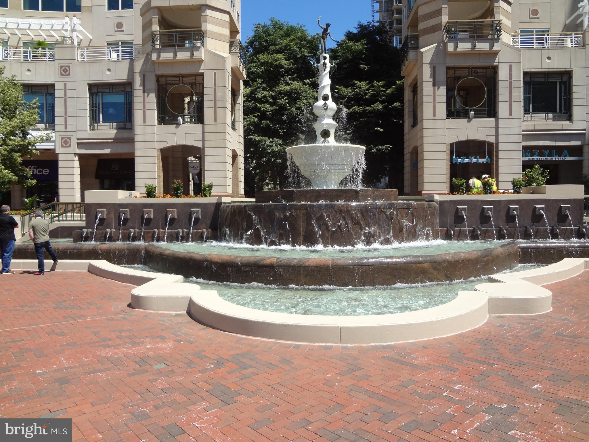 12413 ENGLISH GARDEN COURT