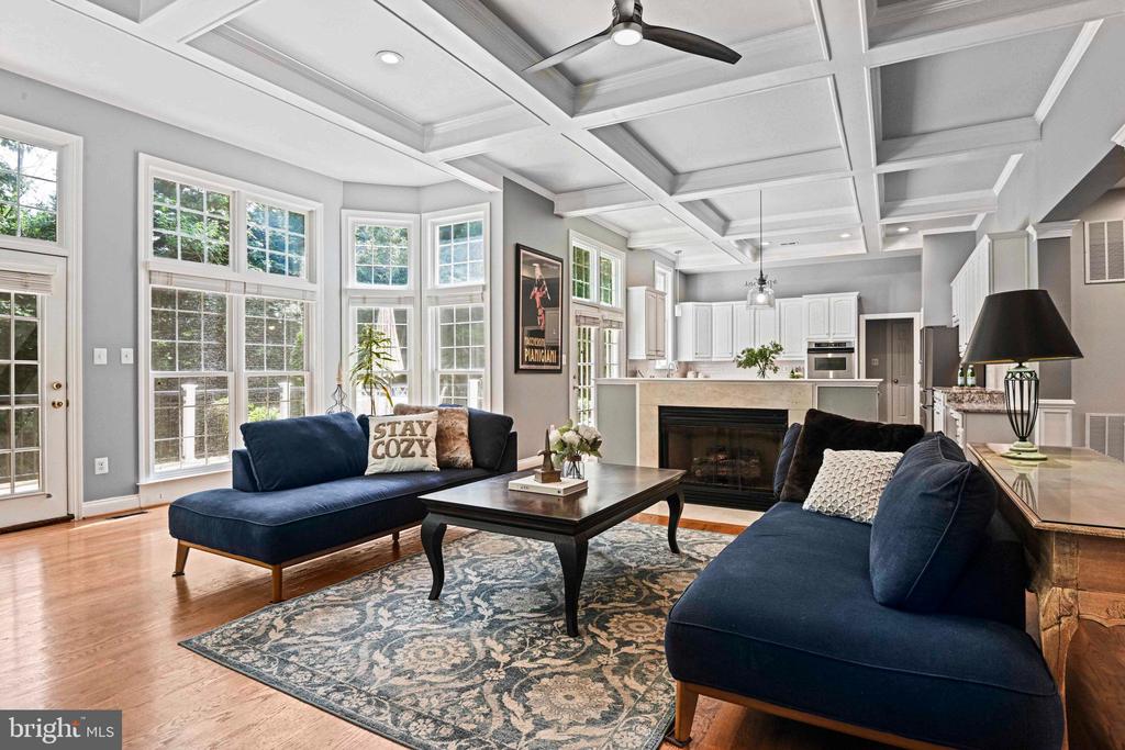 12413 ENGLISH GARDEN COURT