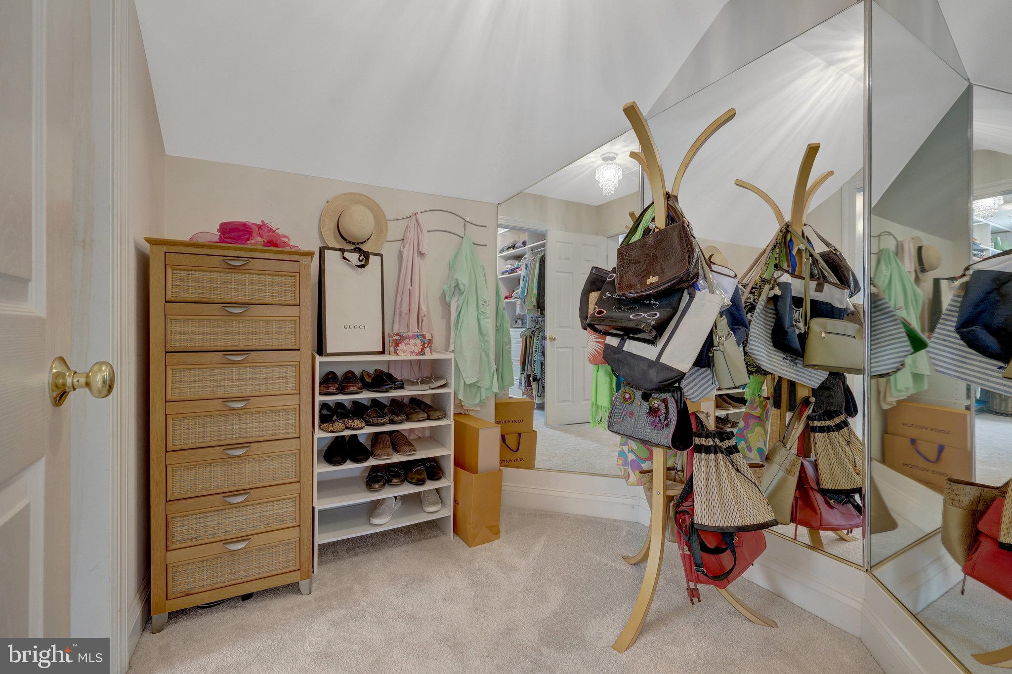 12413 ENGLISH GARDEN COURT