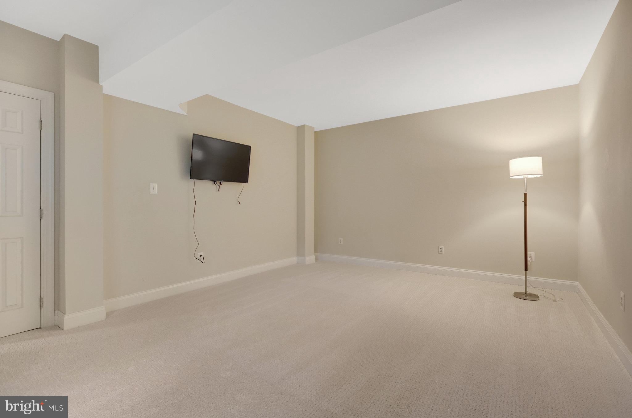 12413 ENGLISH GARDEN COURT