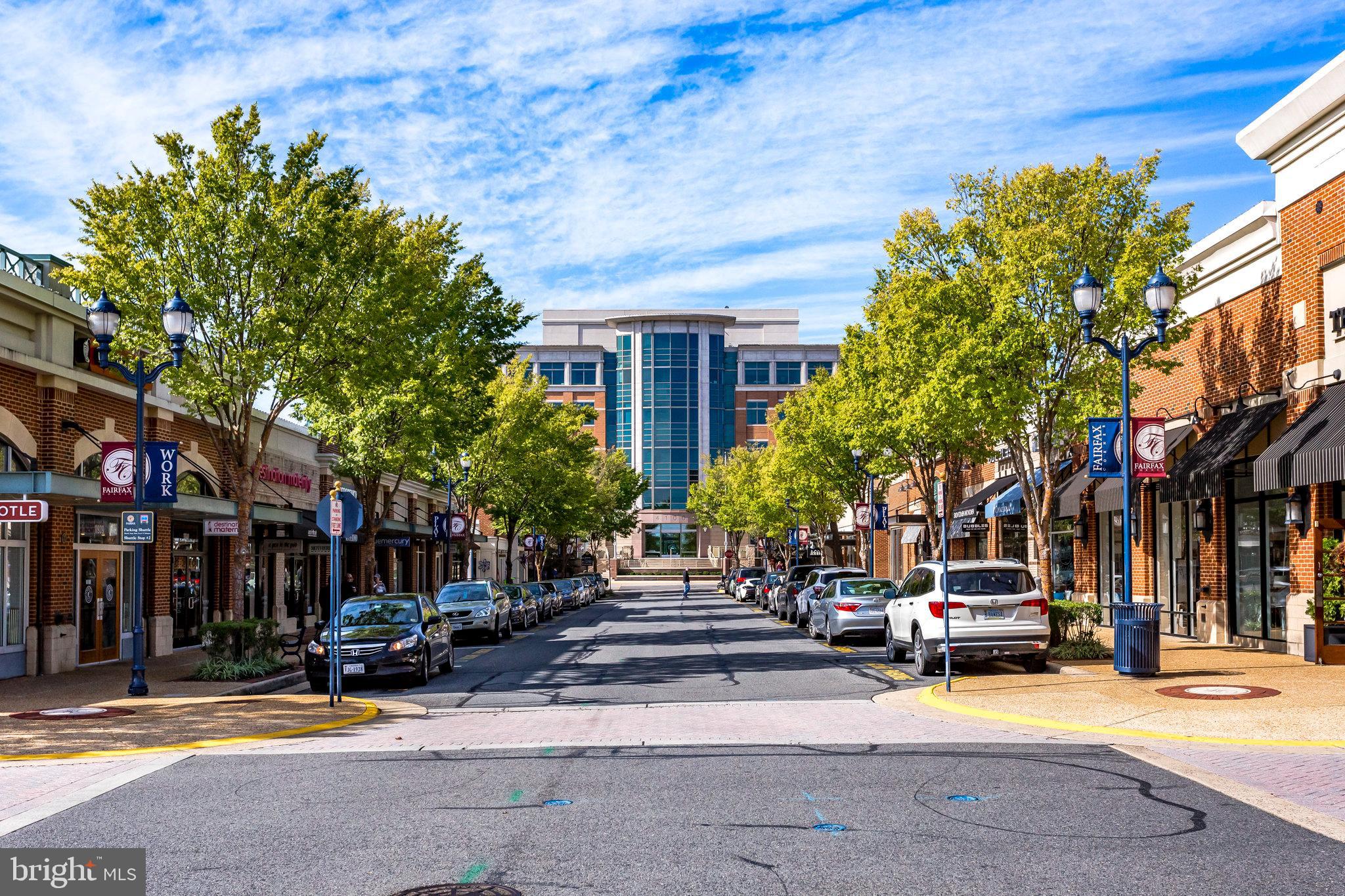 12413 ENGLISH GARDEN COURT