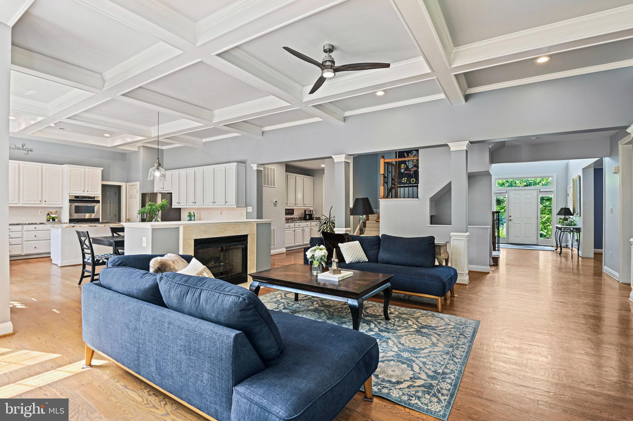 12413 ENGLISH GARDEN COURT