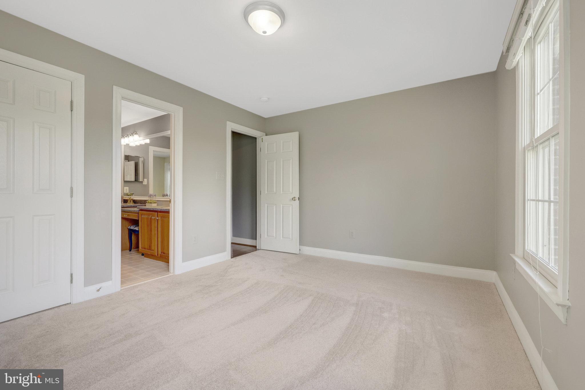 12413 ENGLISH GARDEN COURT