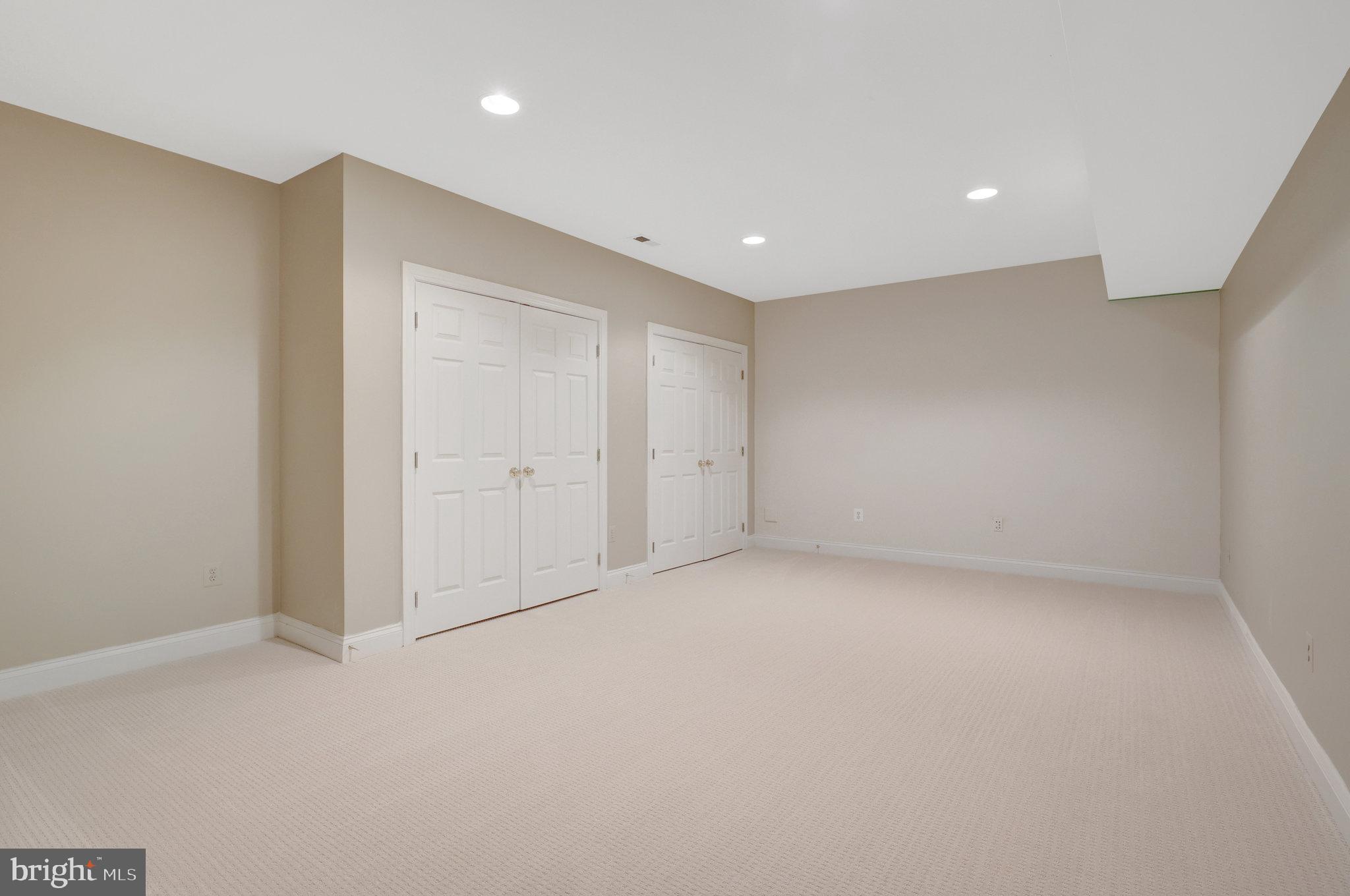 12413 ENGLISH GARDEN COURT