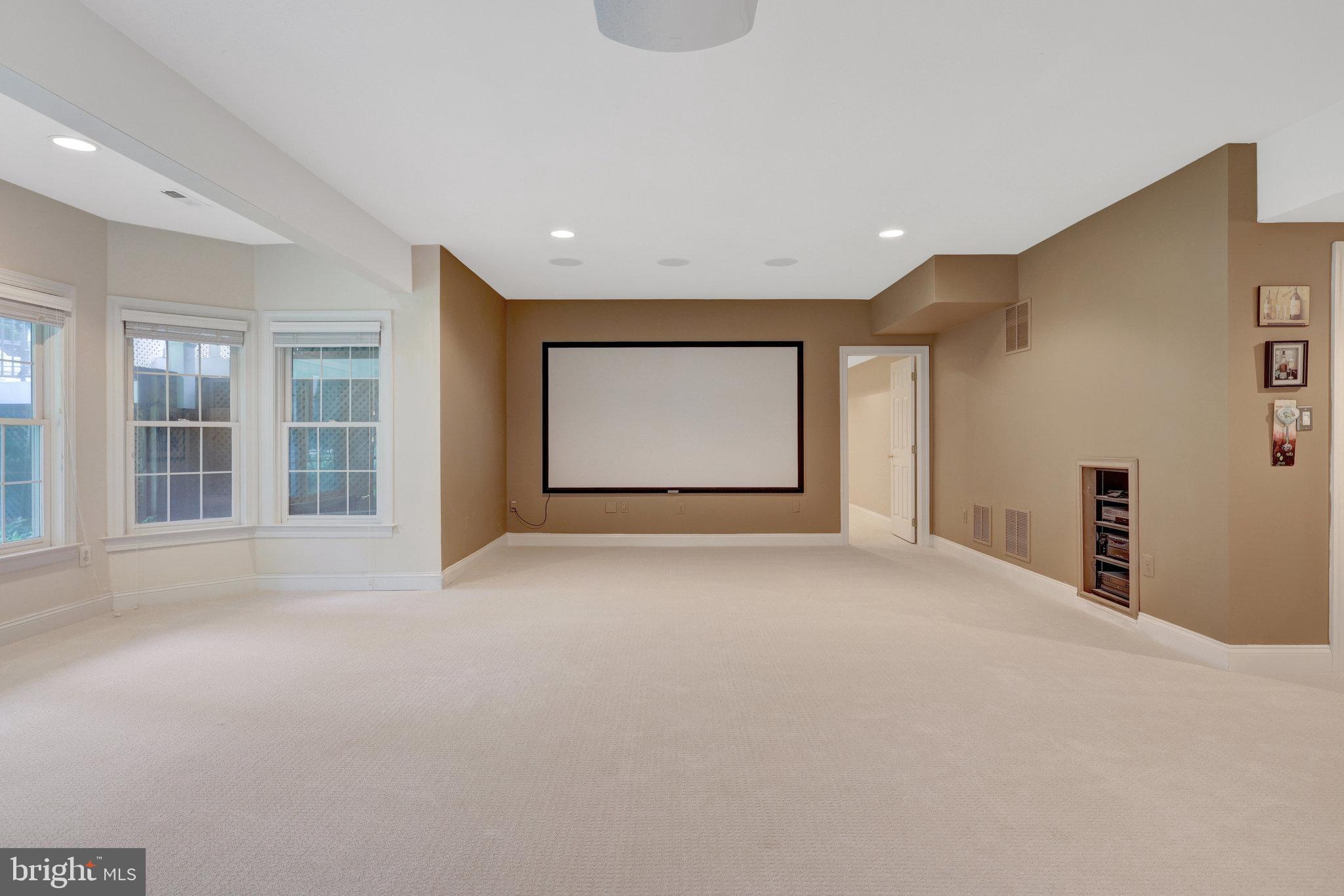 12413 ENGLISH GARDEN COURT