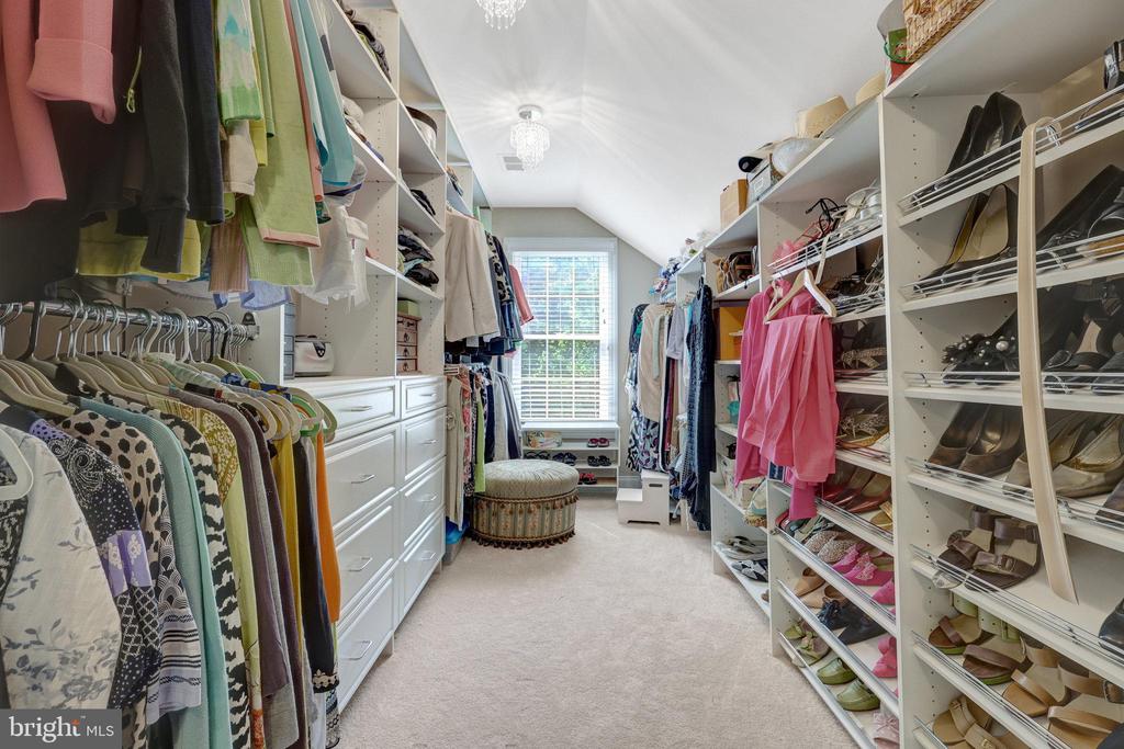 12413 ENGLISH GARDEN COURT