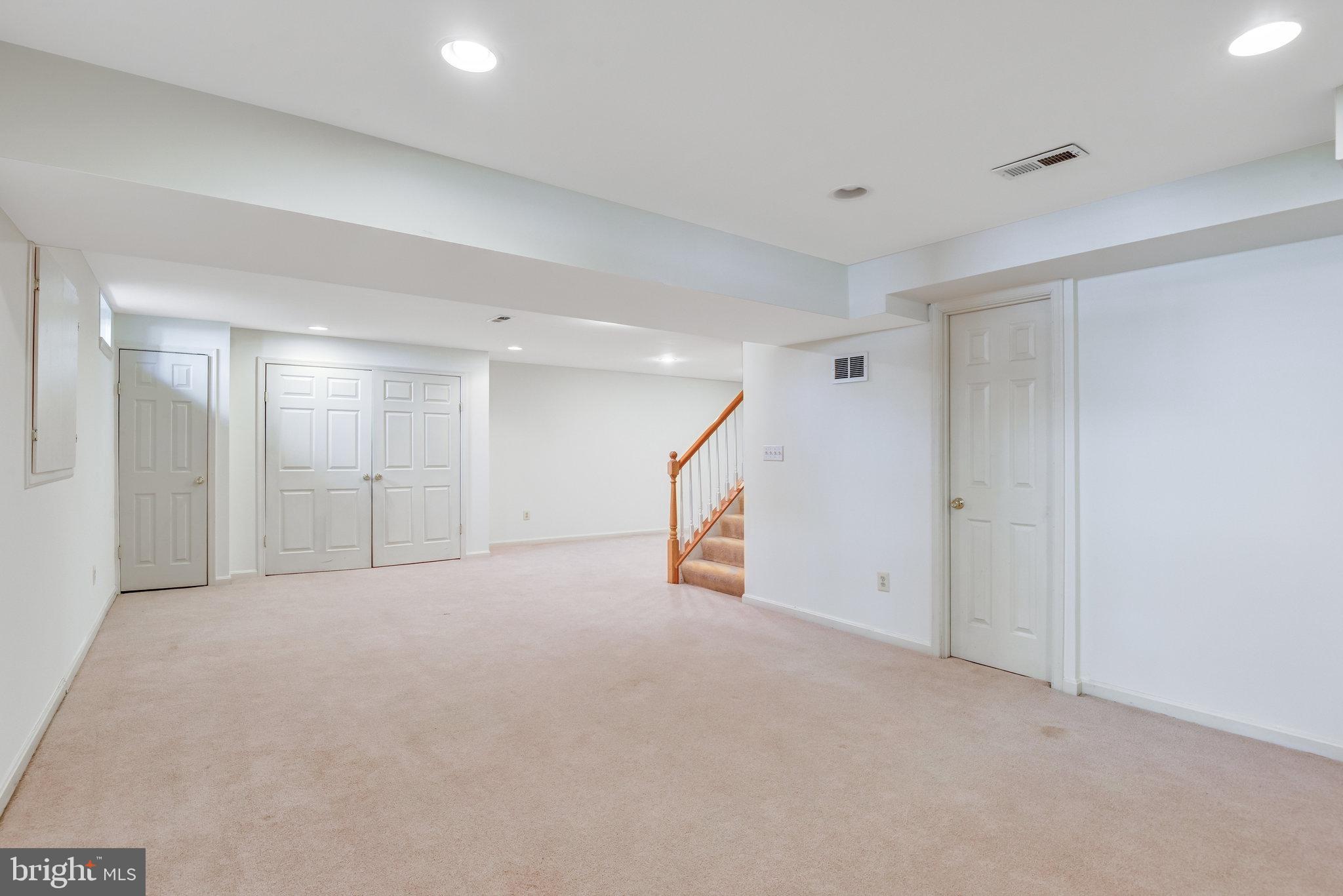 12933 OAK LAWN PL
