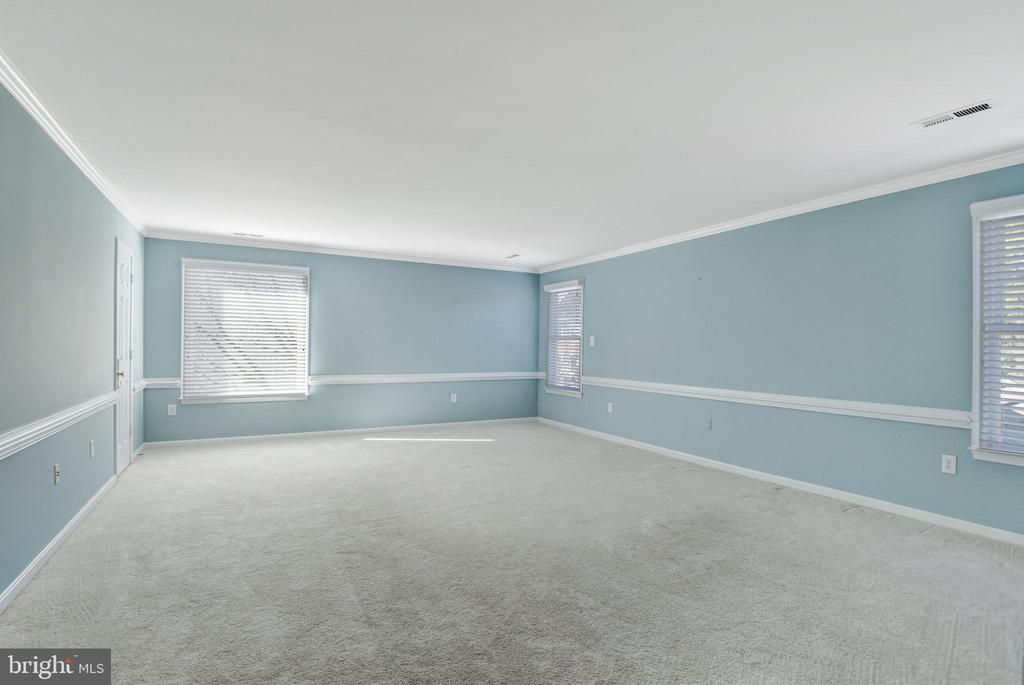 12933 OAK LAWN PL