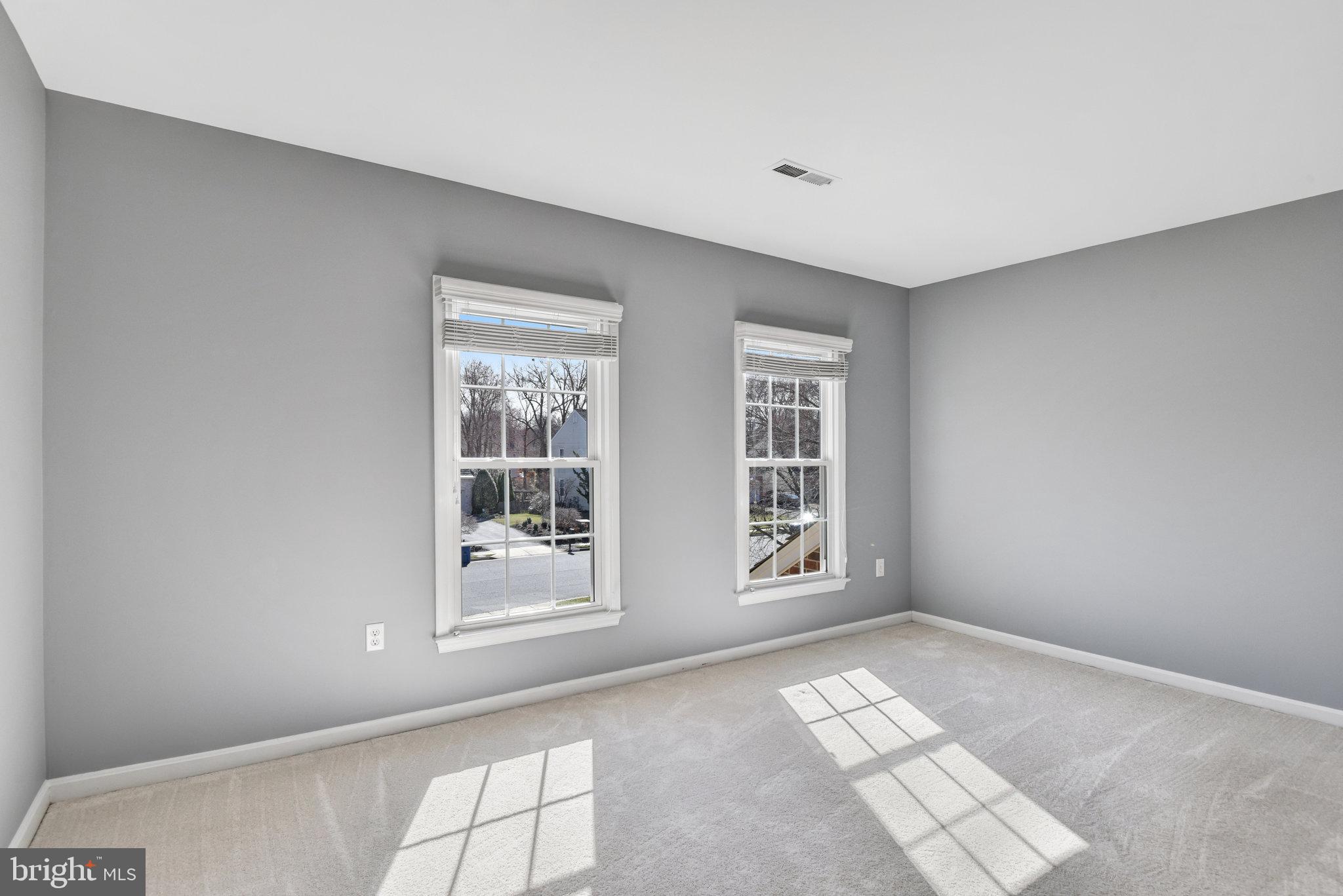 12933 OAK LAWN PL