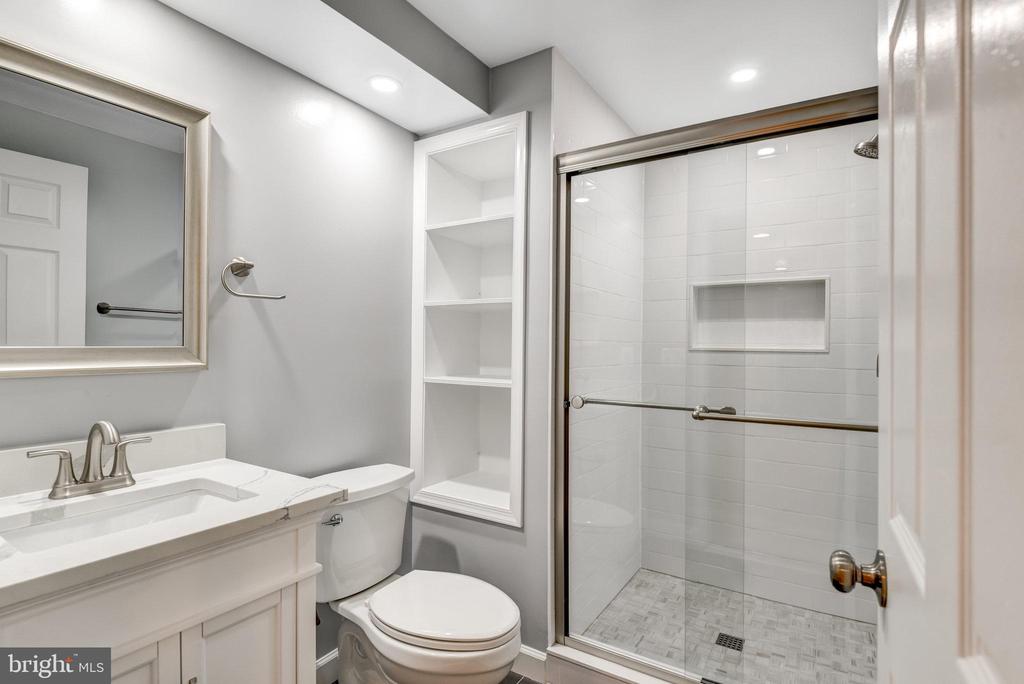 12933 OAK LAWN PL