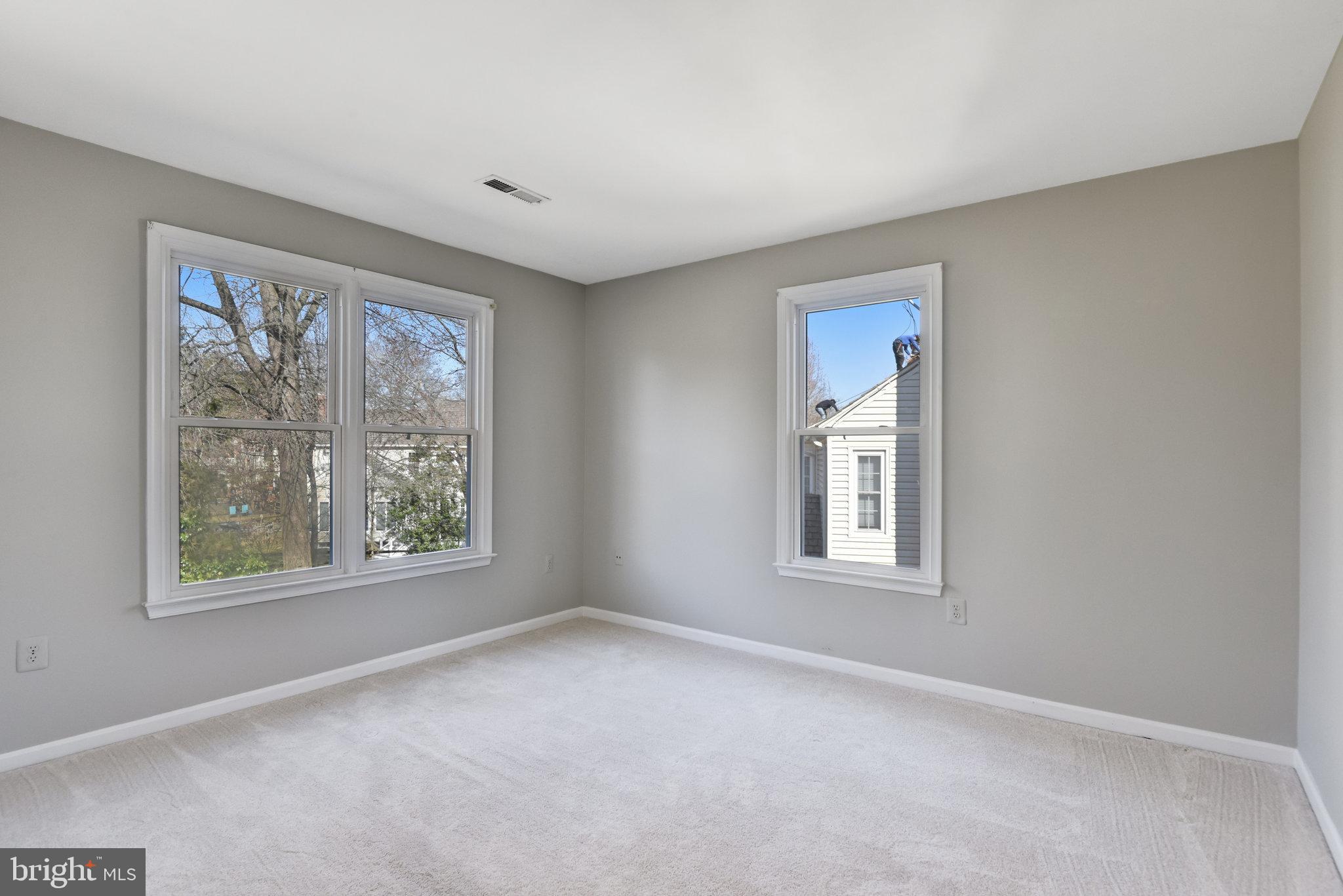 12933 OAK LAWN PL