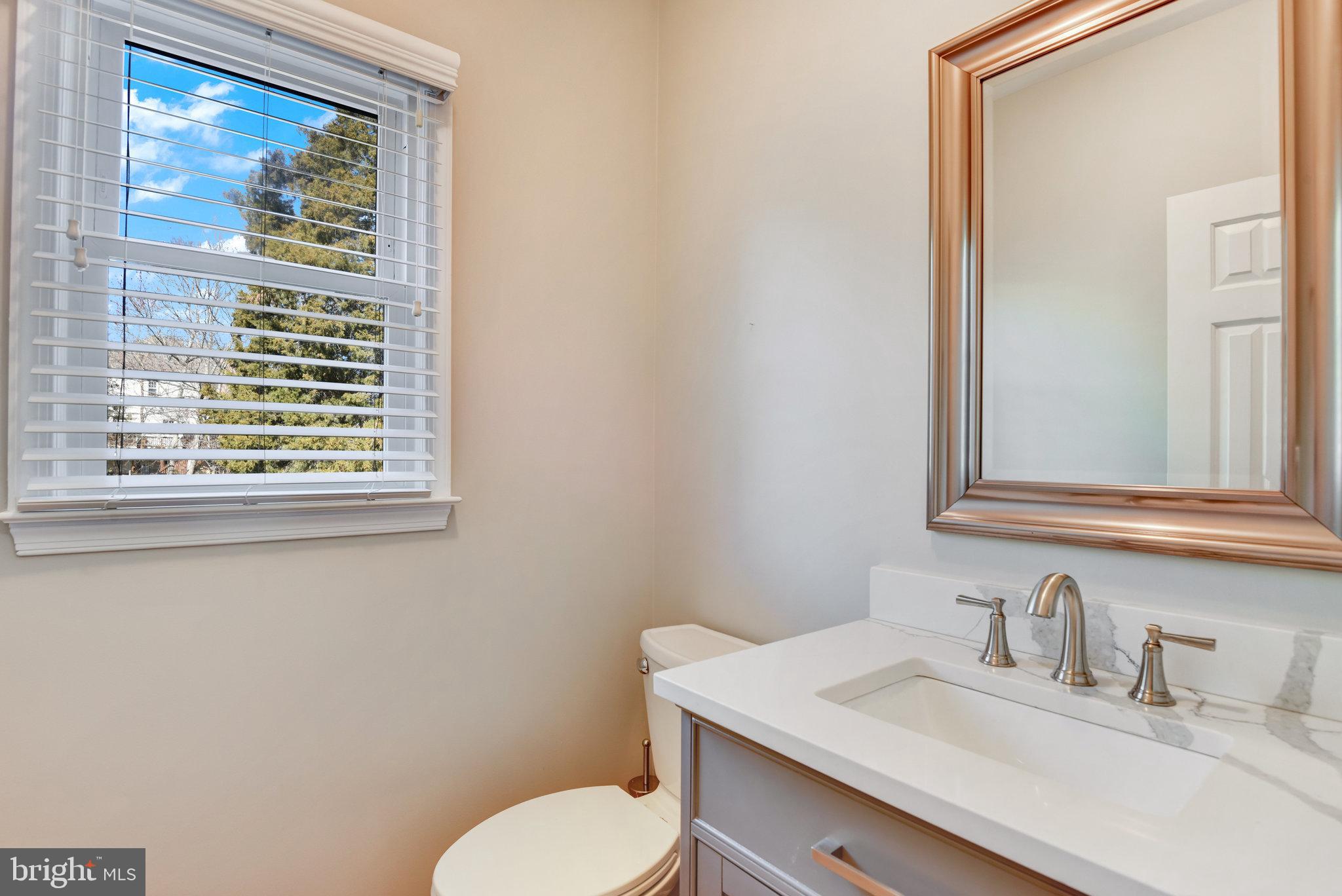 12933 OAK LAWN PL
