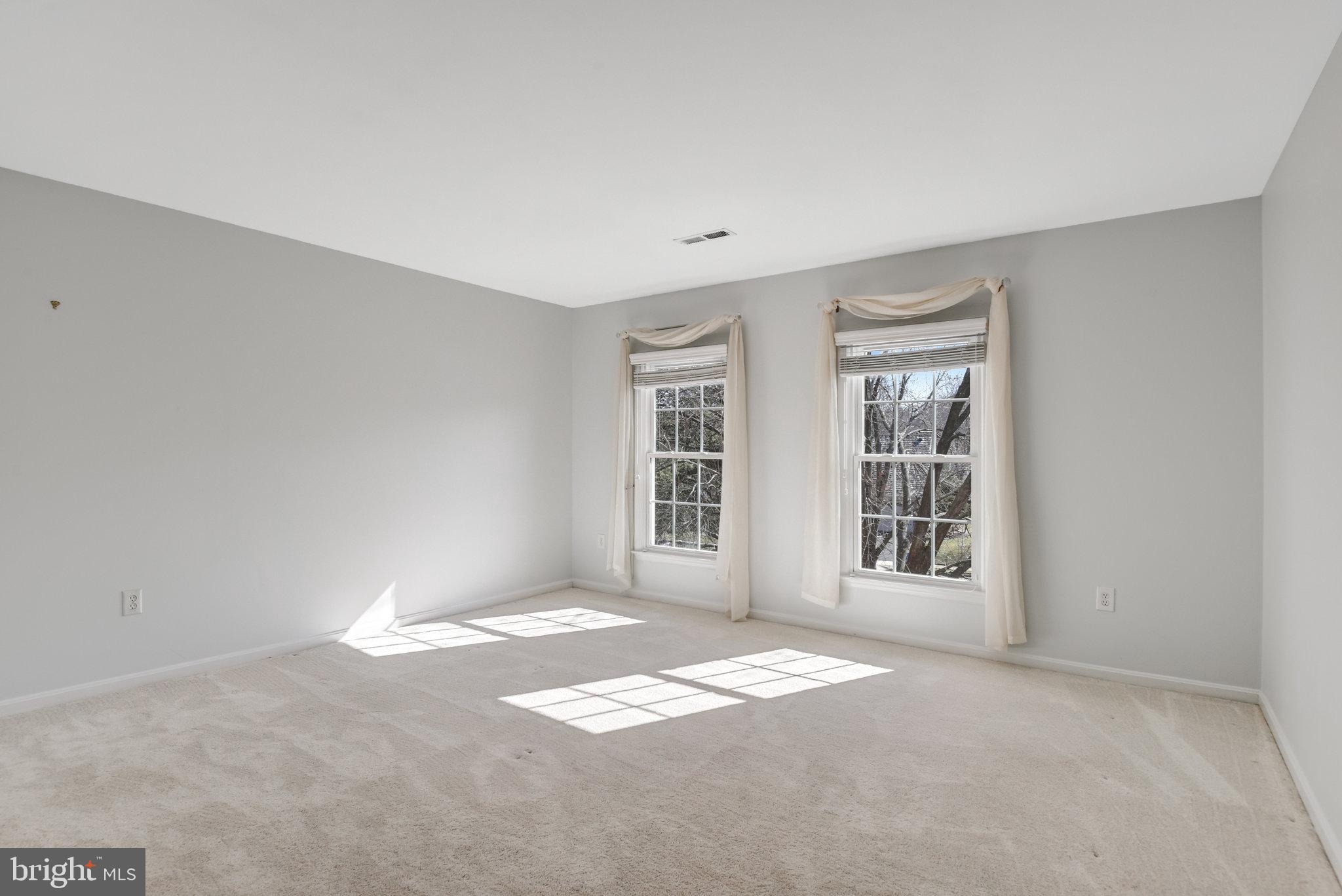 12933 OAK LAWN PL