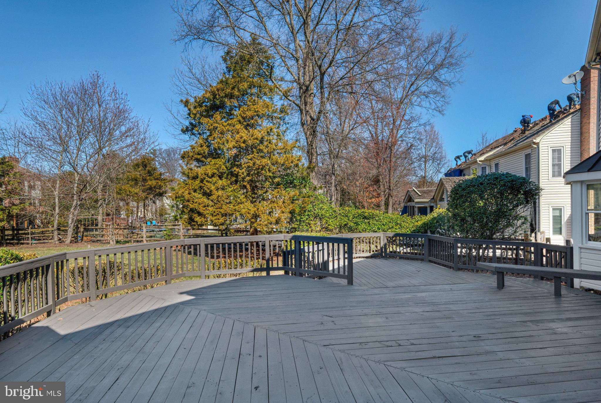 12933 OAK LAWN PL