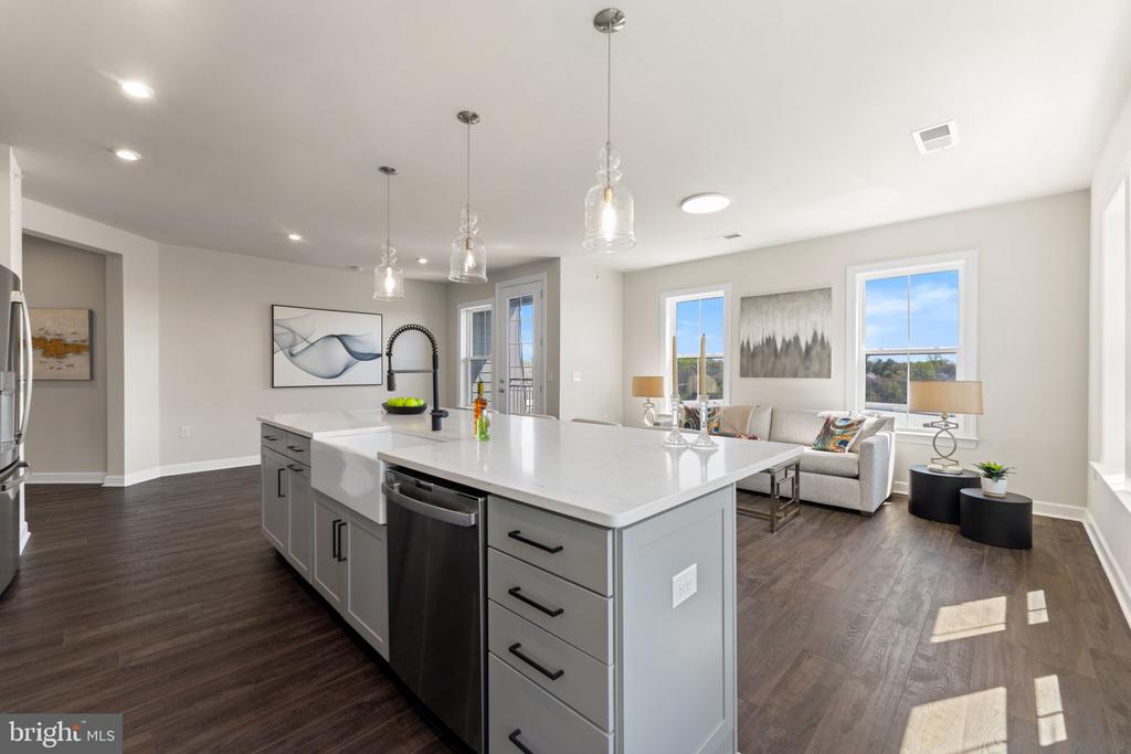 3925 Fair Ridge Dr #509