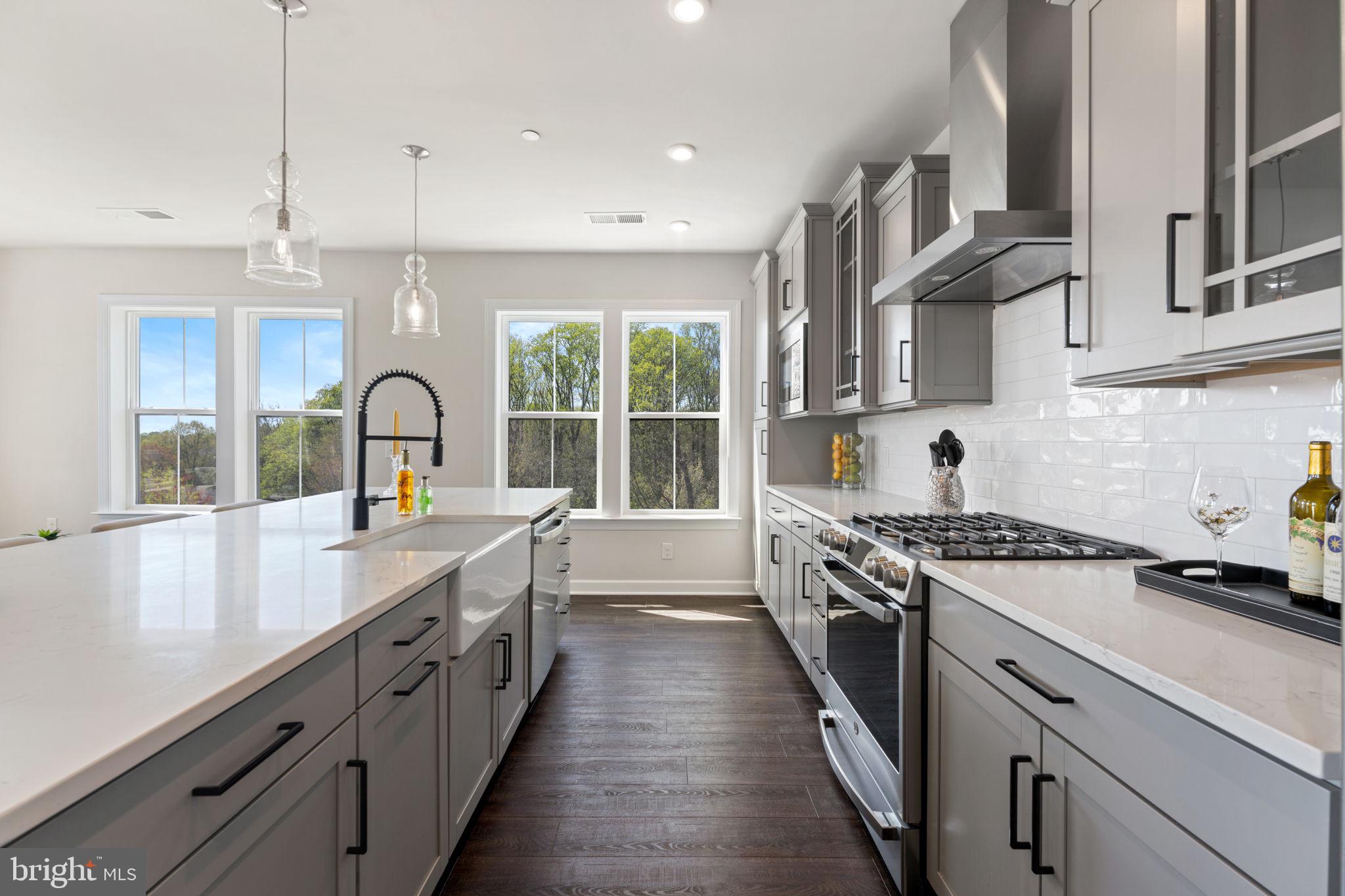 3925 Fair Ridge Dr #509