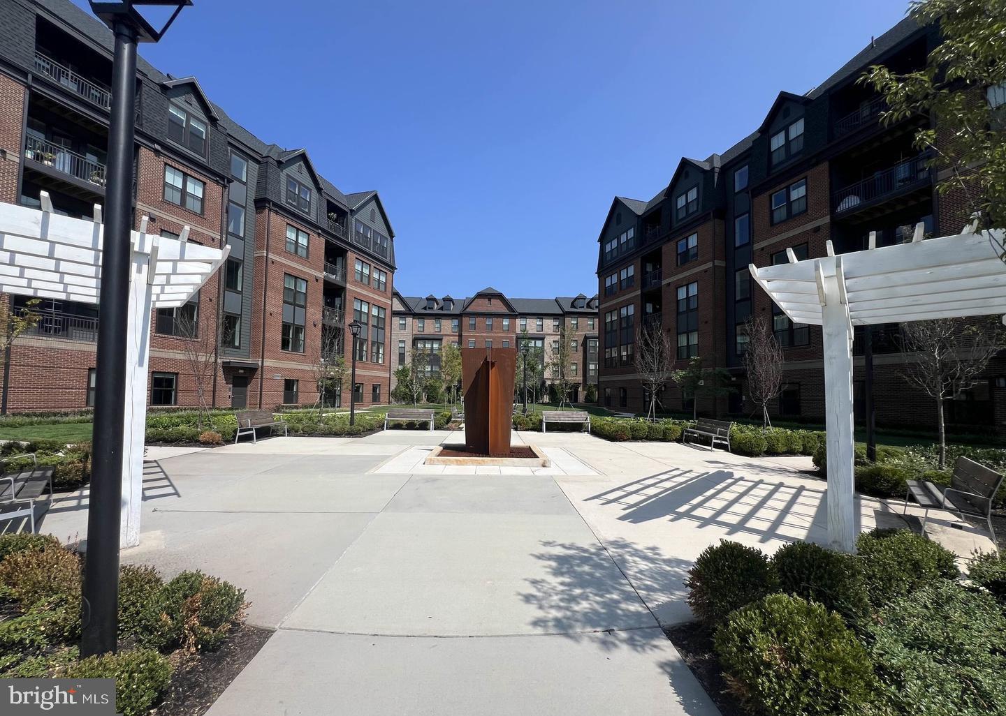 3925 Fair Ridge Dr #509